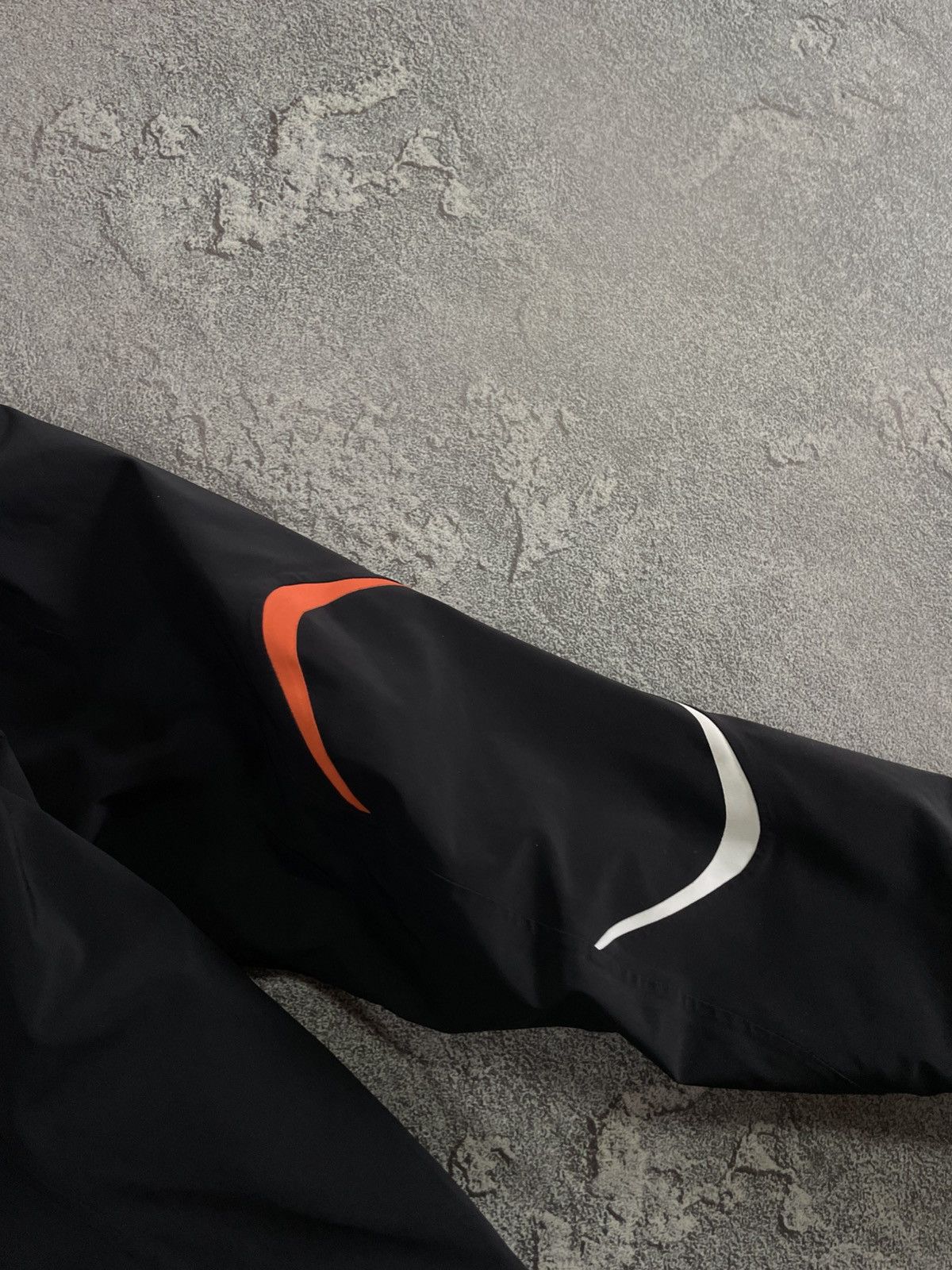 KJUS Kjus Recco Ski Snowboarding Hooded Black Jacket size 38 / S Size S / US 4 / IT 40 - 19 Thumbnail