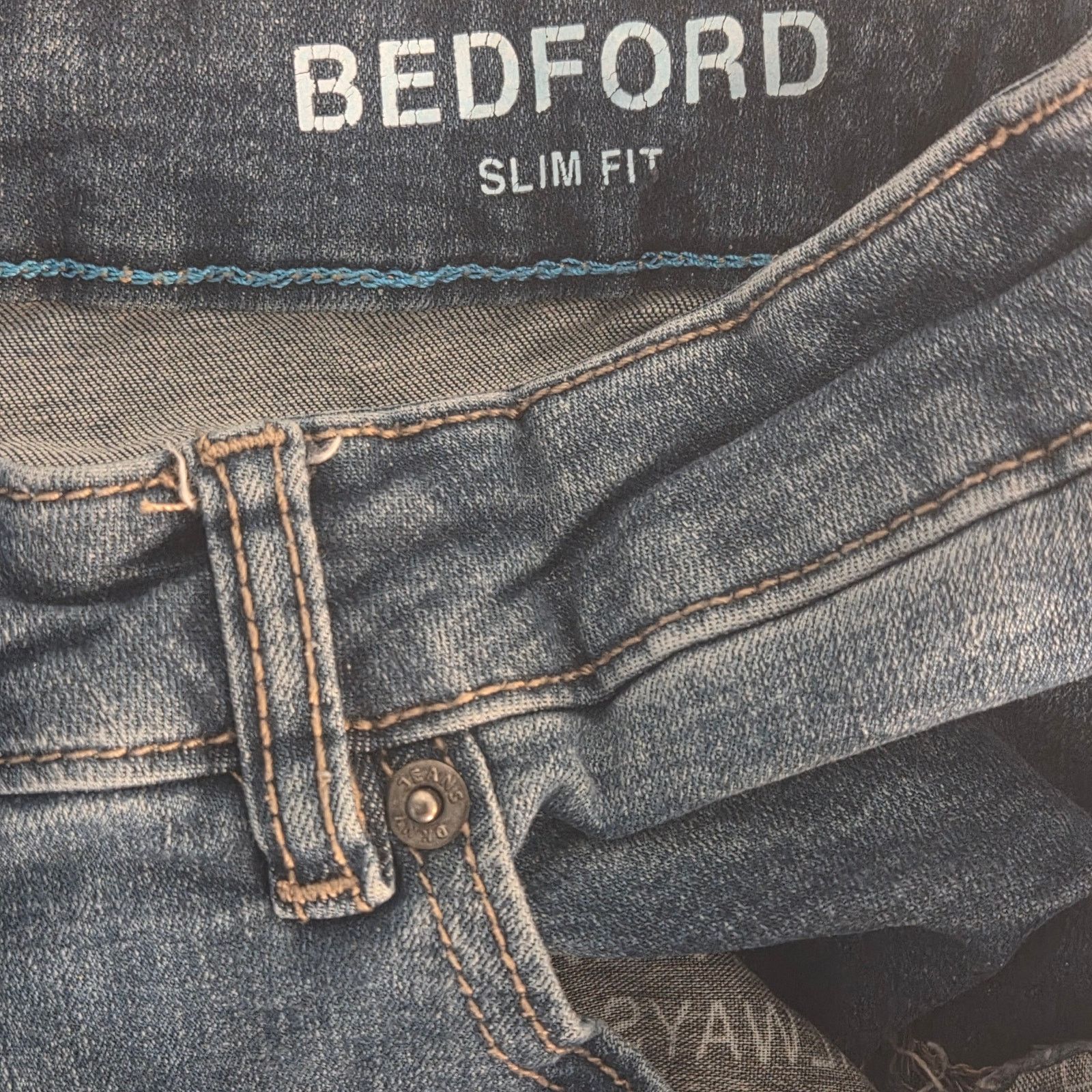 DKNY Stylish DKNY Bedford Slim Fit Blue Denim Jeans W33 L29 Size US 33 - 6 Thumbnail