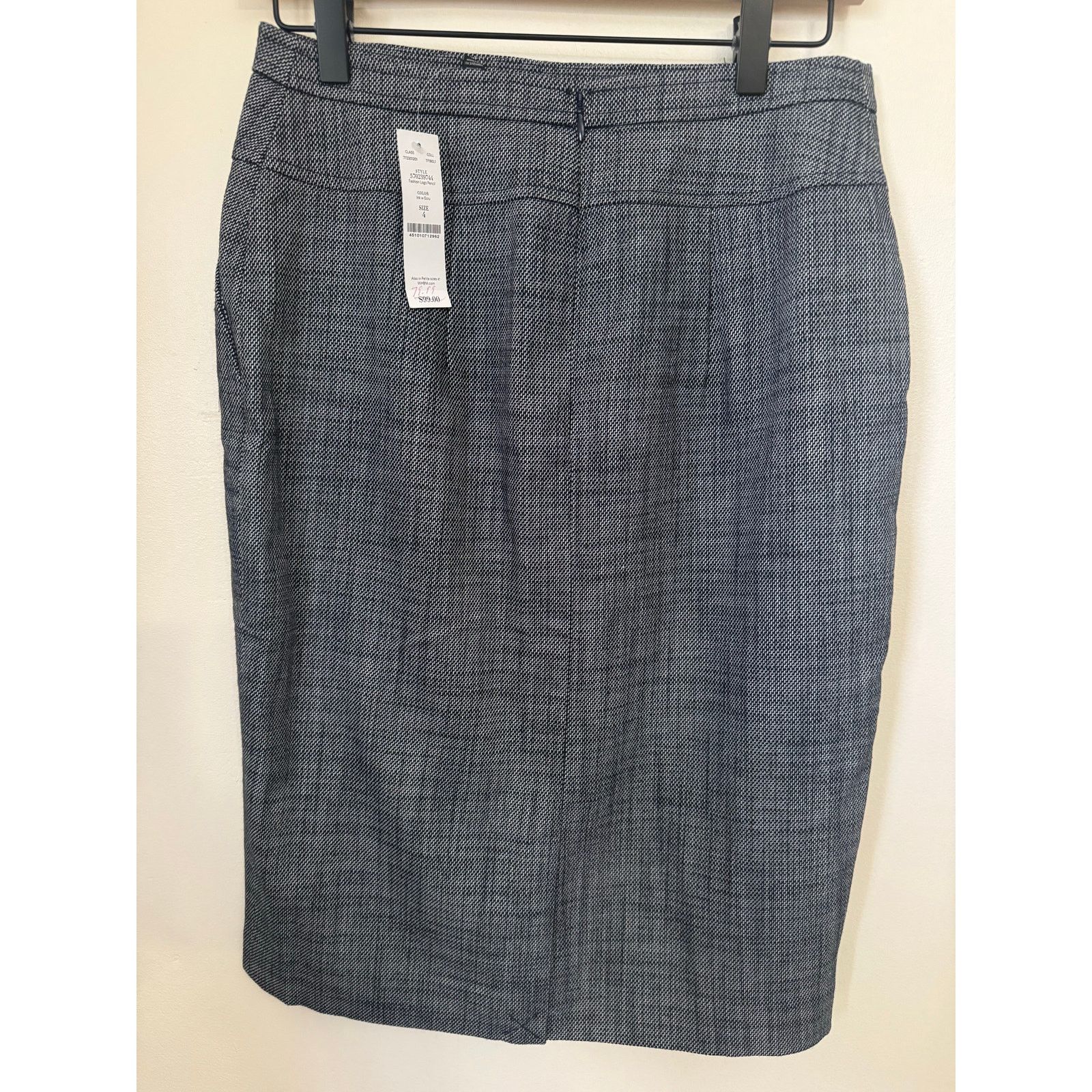 White House Black Market NWT White House Black Market Pencil Skirt Size 4 Navy Tweed Size 27" / US 4 / IT 40 - 2 Thumbnail