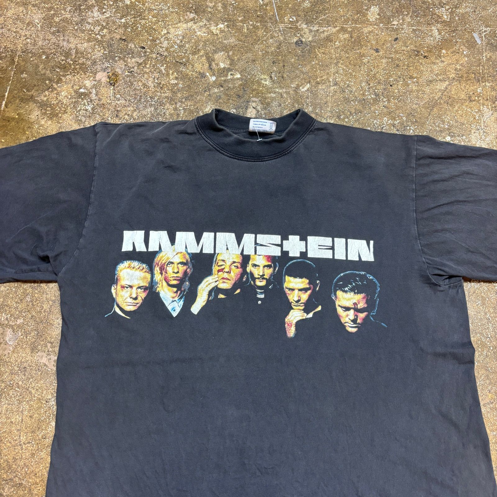 Band Tees × TEE JAYS × Vintage Vintage Rammstein Faces Band Tee Shirt Men's Large 90s Y2K Size US L / EU 52-54 / 3 - 2 Thumbnail