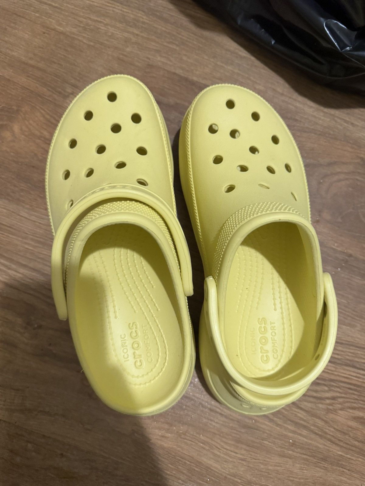 Crocs Yellow Crocs Size US 9 / IT 39 - 5 Thumbnail