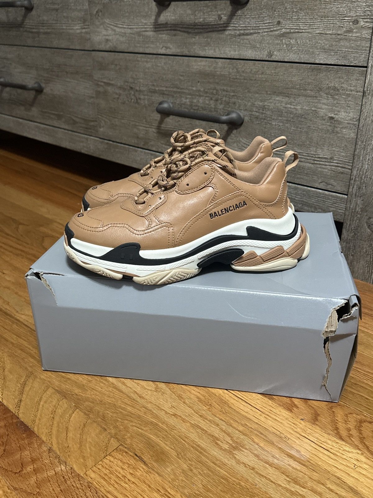 Balenciaga Nude beige/Sand Triple S Low Top Sneakers | Grailed