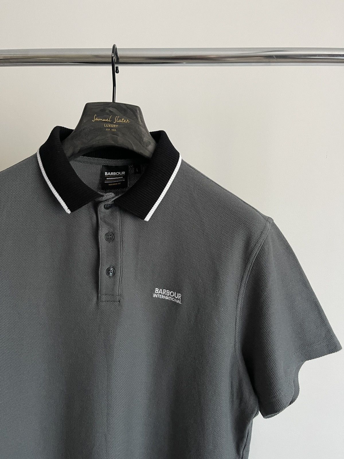 Barbour Barbour International Contrast Collar Polo Shirt L gray Size US L / EU 52-54 / 3 - 2 Thumbnail