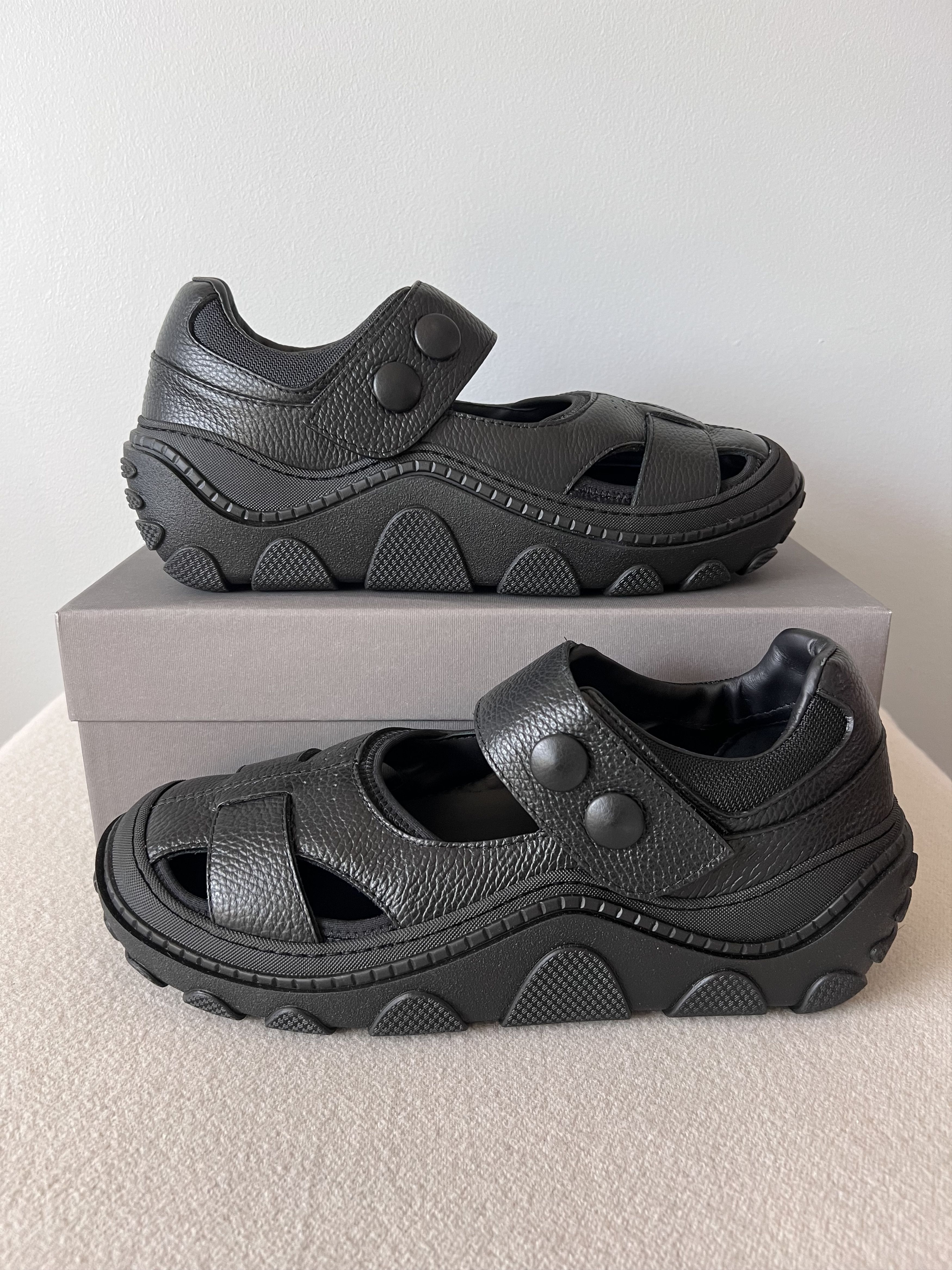 Kiko Kostadinov Kiko Kostadinov Tonkin Sandal Hybrid in Black Leather Size US 12 / EU 45 - 2 Thumbnail