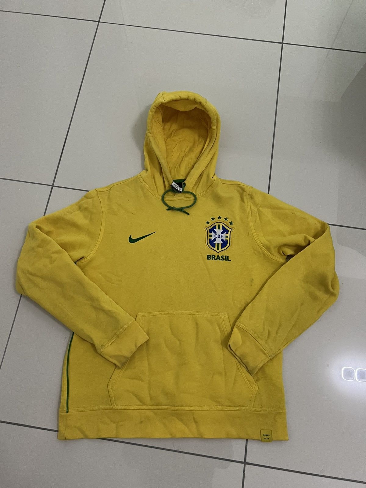 Nike Nike x Brasil Size US M / EU 48-50 / 2 - 1 Thumbnail