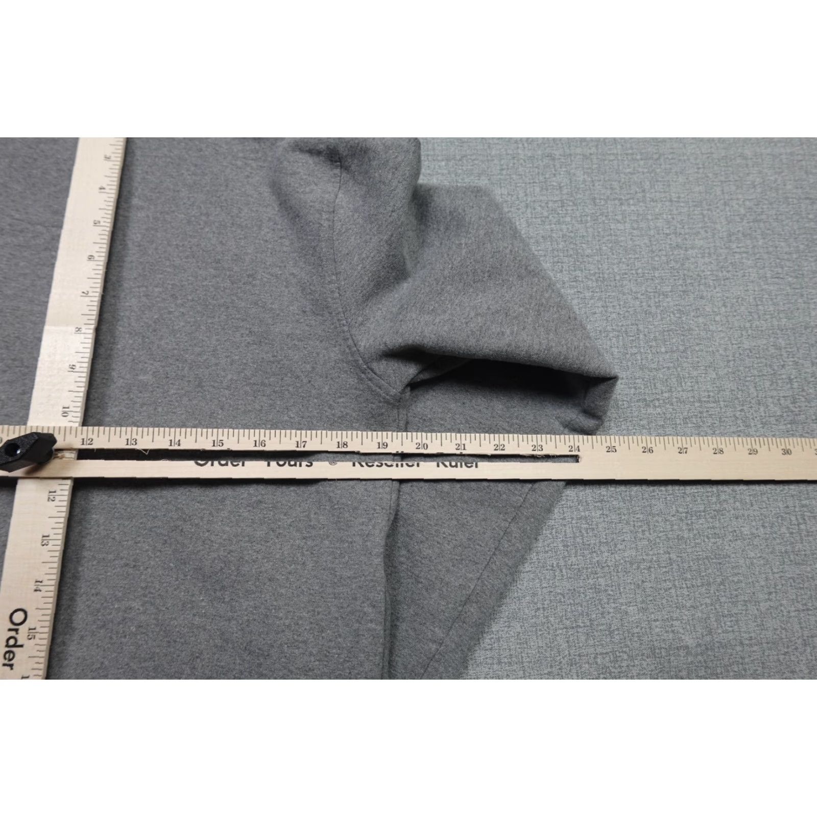 Patagonia Patagonia Sweatshirt Womens Medium Gray Logo Hooded Pullover Zip Fleece Size M / US 6-8 / IT 42-44 - 7 Thumbnail