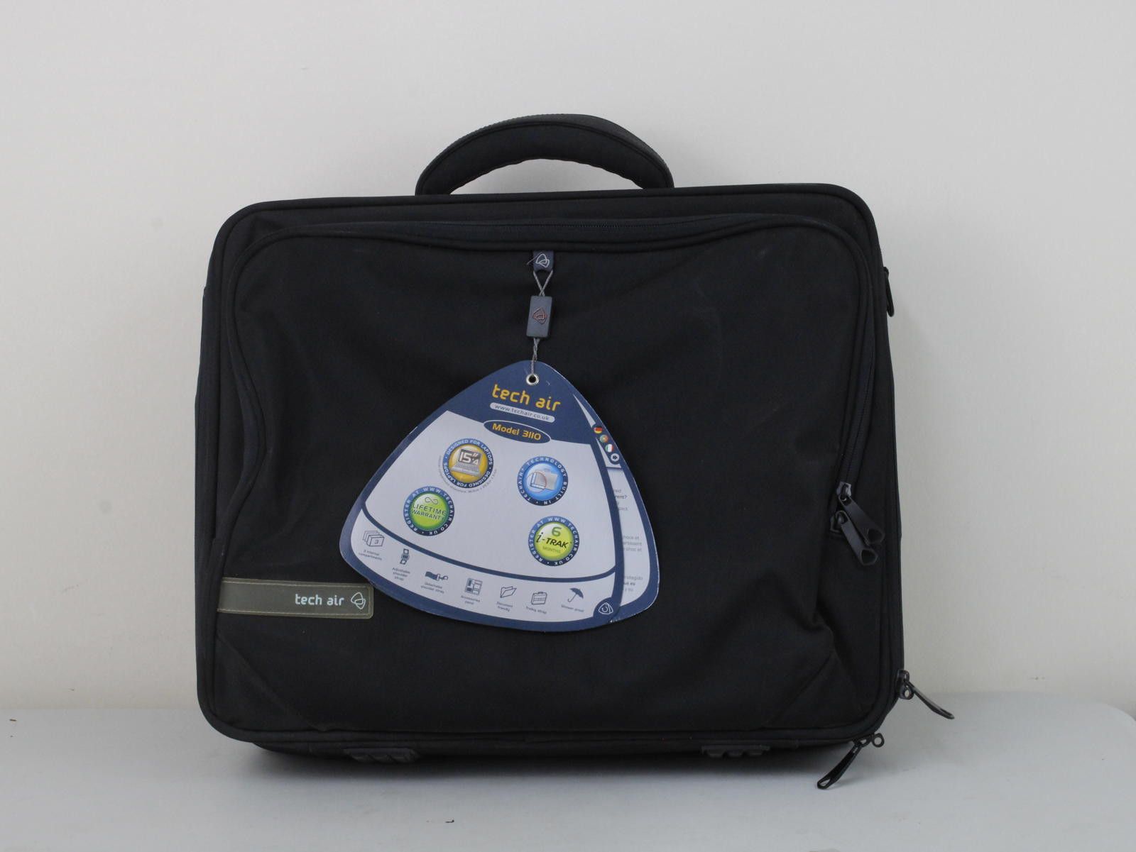 Other Tech Air Black Laptop Bag with Padded Interior Size ONE SIZE - 4 Thumbnail
