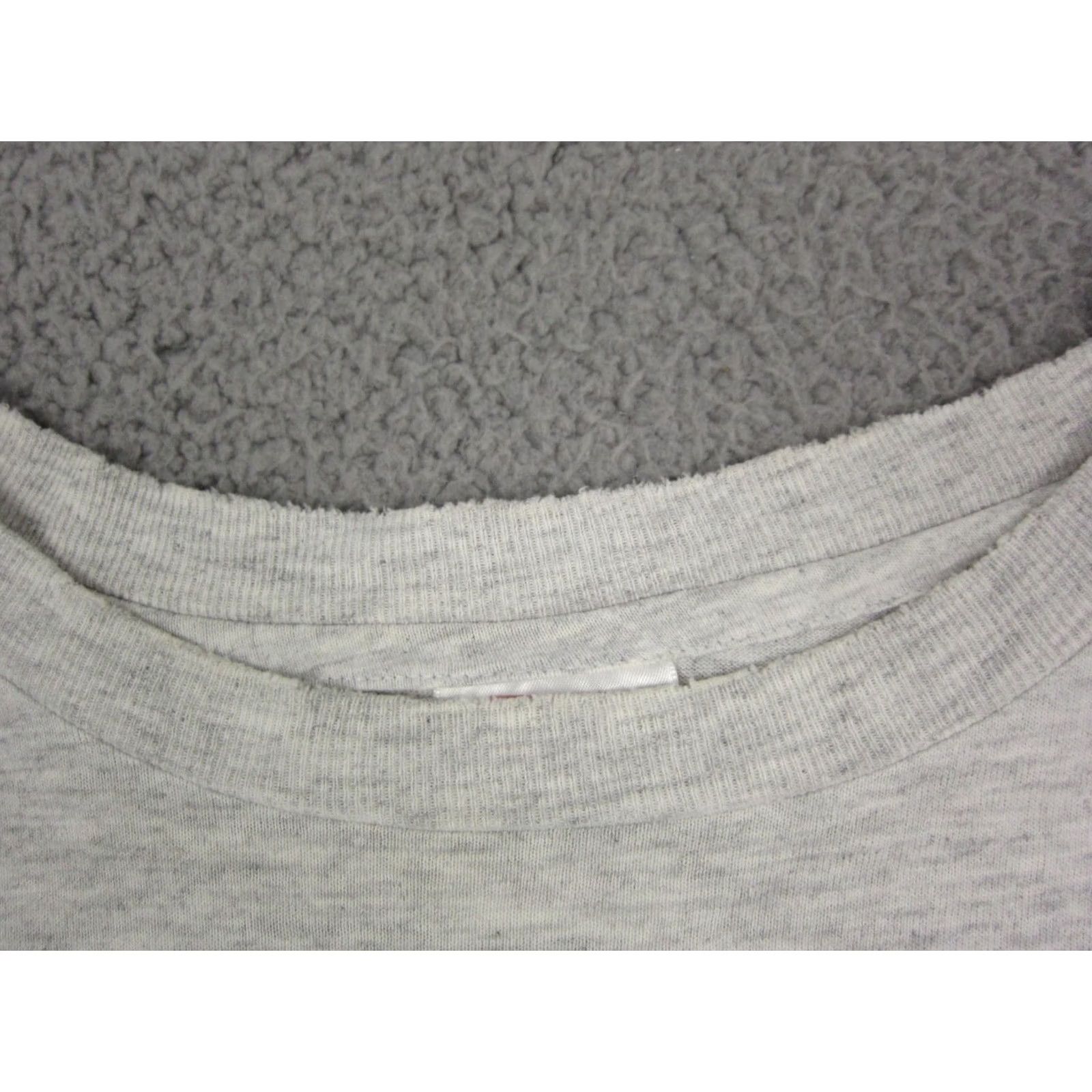 Hanes VINTAGE Hanes Shirt Womens L Gray Made in USA Baggy Fit Ladies Shirt Size L / US 10 / IT 46 - 3 Thumbnail