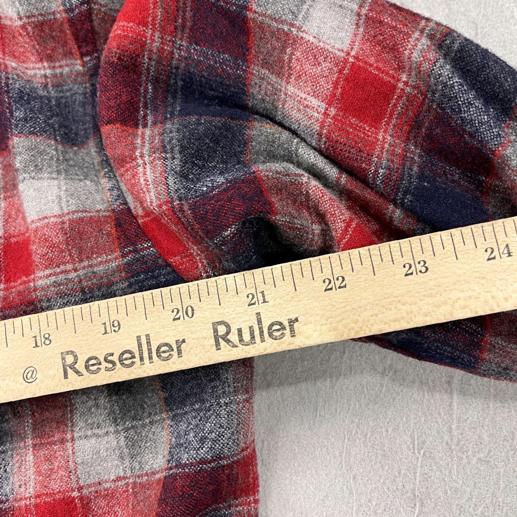 Pendleton VINTAGE Pendleton Board Shirt Mens M Red Blue Plaid Wool Flannel Button-Up Casual Travel USA 90s Mens Size US M / EU 48-50 / 2 - 7 Thumbnail