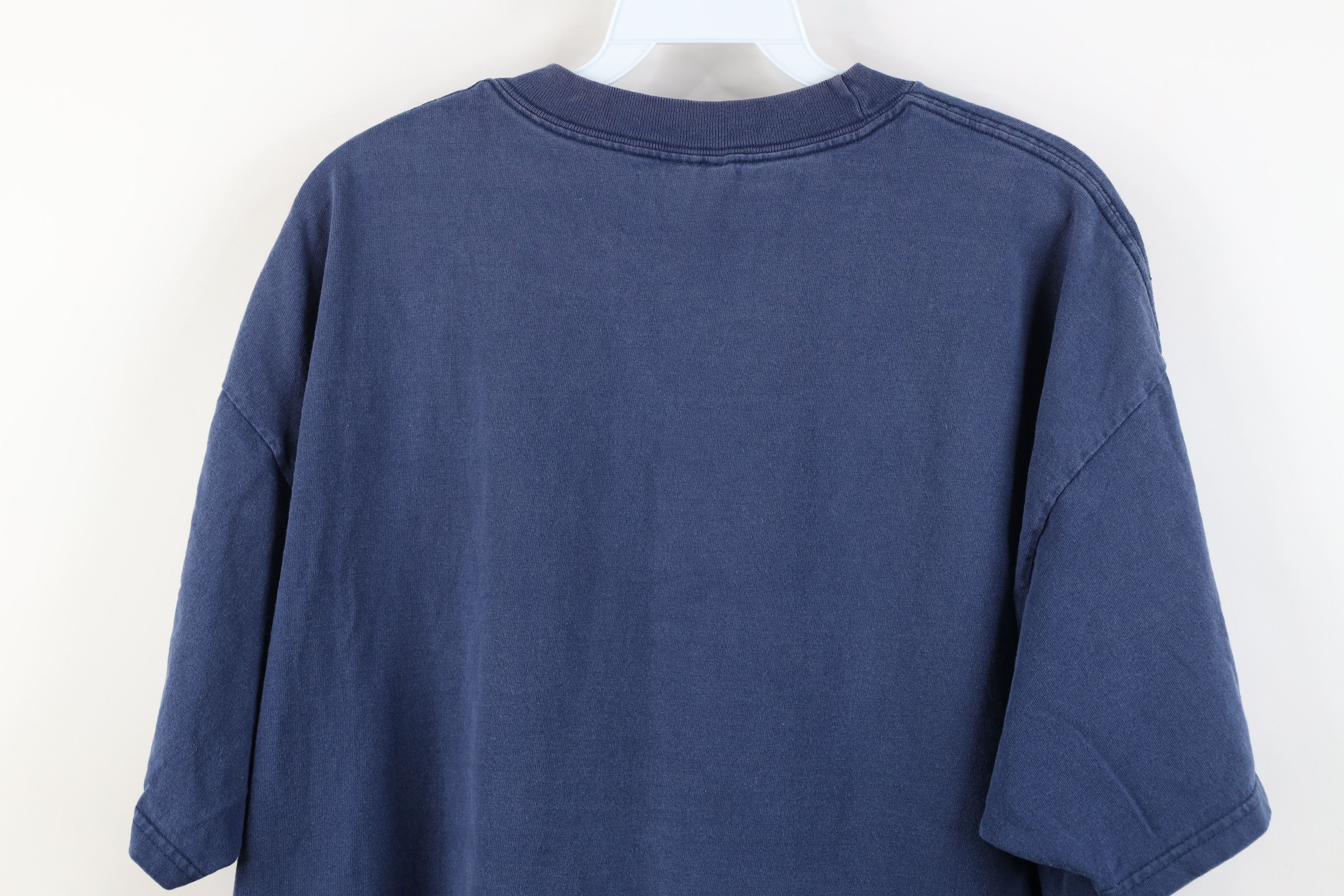 Vintage Vintage 90s Streetwear Southwestern Alaska Bear T-Shirt Blue Size US XL / EU 56 / 4 - 13 Thumbnail