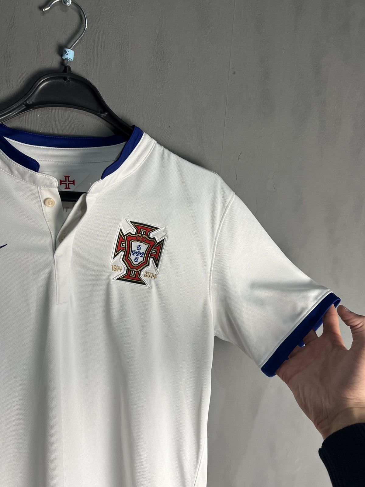 Nike Nike Portugal 2014 Soccer Jersey Tee T Shirt Size M Size US M / EU 48-50 / 2 - 4 Thumbnail