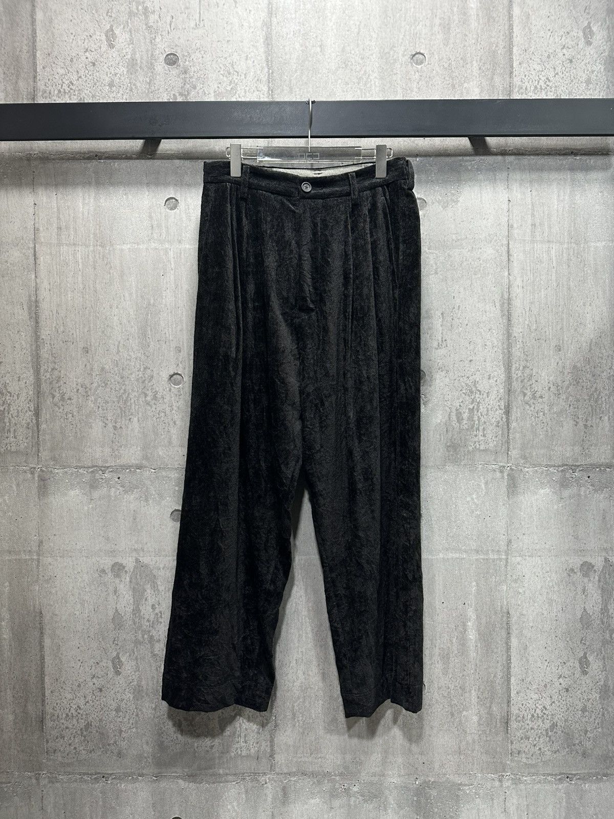 Ziggy Chen Velvet Brown Front Pleated Trousers Size US 29 - 1 Thumbnail