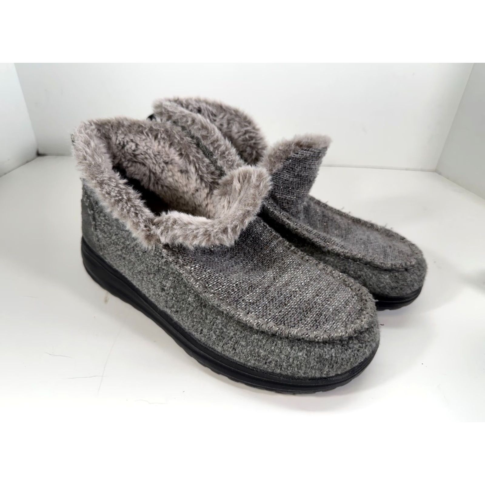 Vintage Hey Dude Denny Boots Womens 9 Sleet Gray Mock Toe Faux Fur Lined Ankle Bootie Size US 9 / IT 39 - 3 Thumbnail