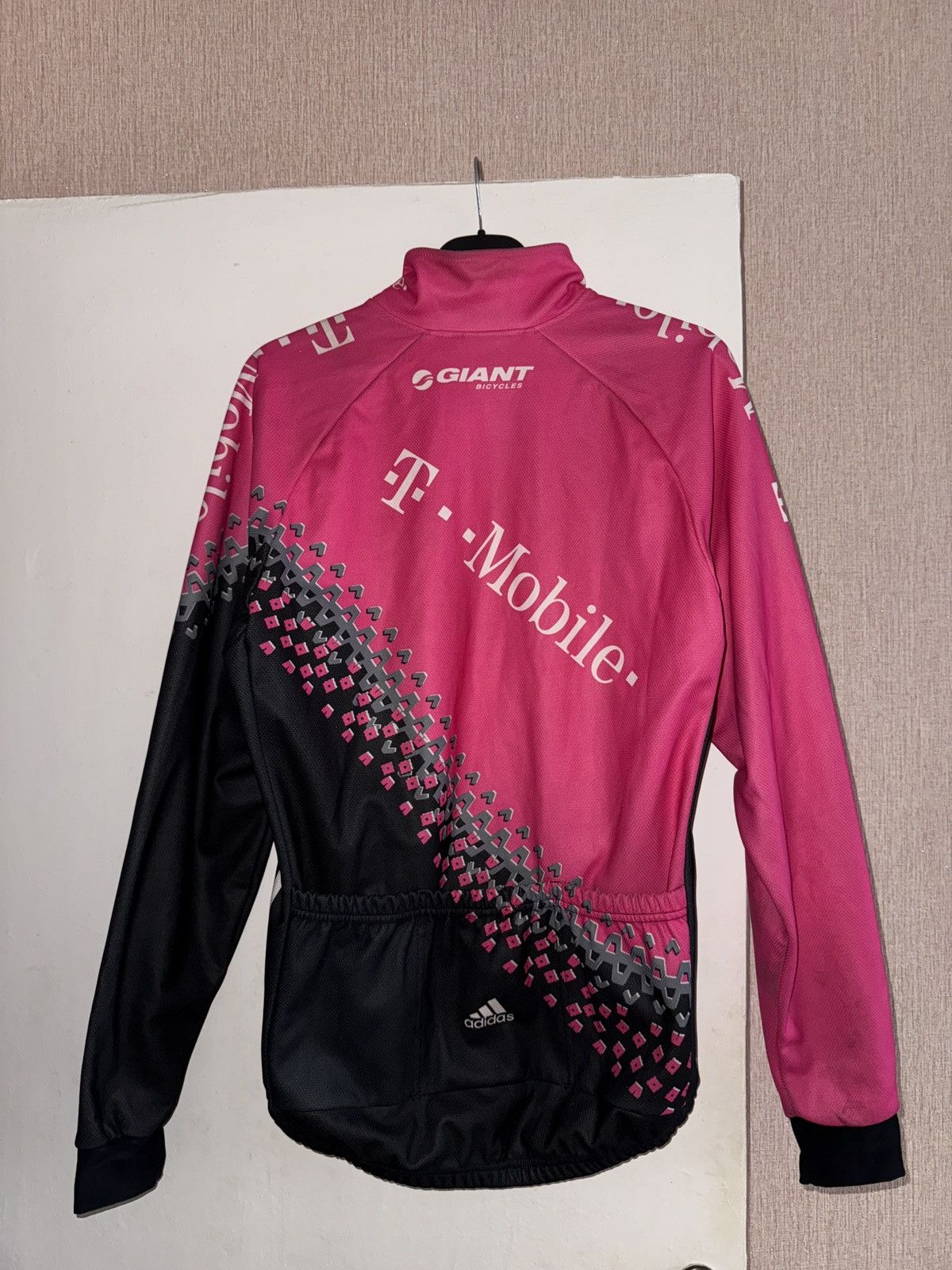 Adidas Vintage Adidas TEAM TELEKOM T-MOBILE cycling Jacket Size US M / EU 48-50 / 2 - 11 Thumbnail