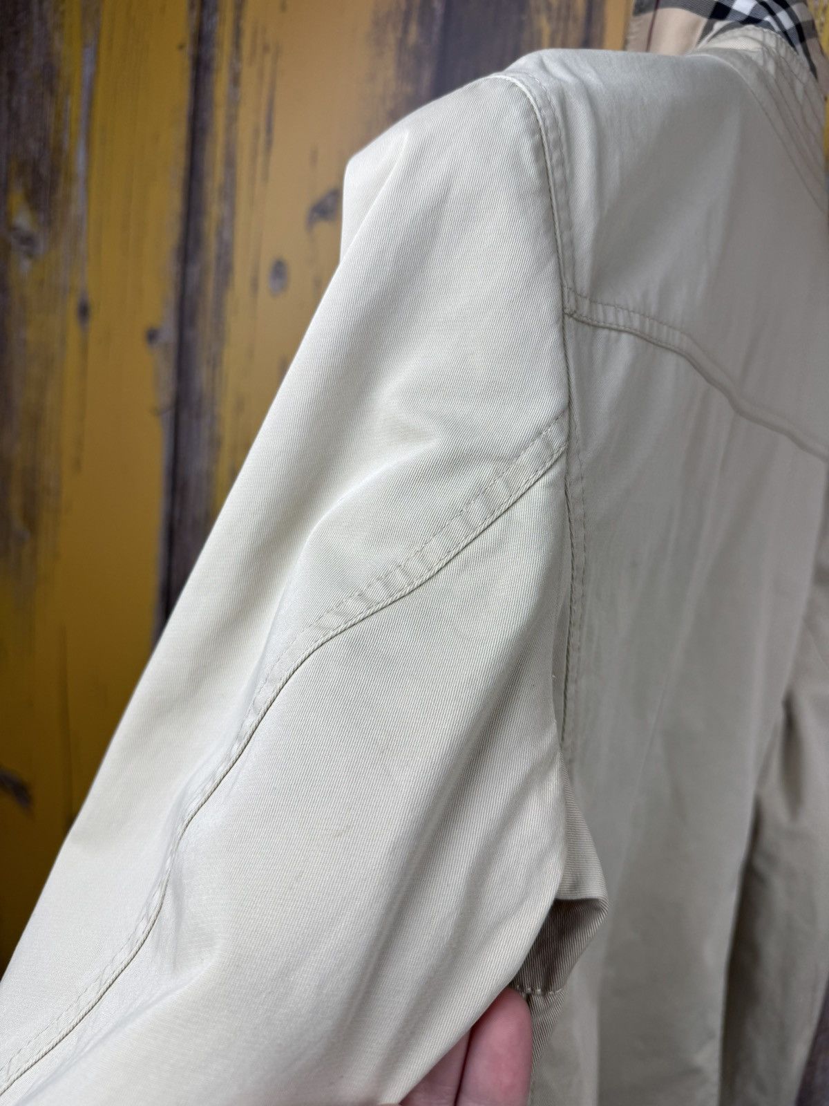 Burberry Burberry London Woman Trench Jacket Vintage Size M Size M / US 6-8 / IT 42-44 - 16 Thumbnail