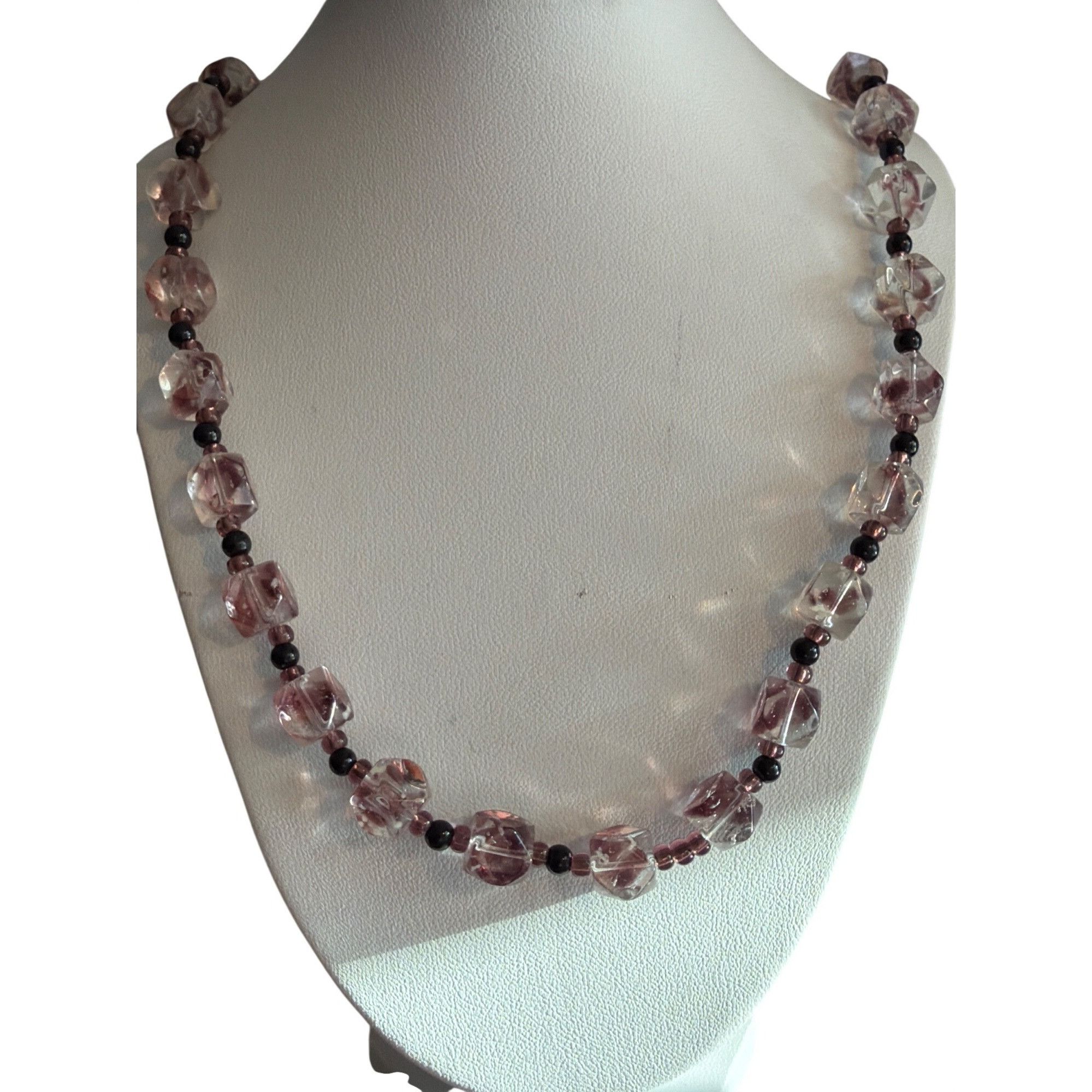 Other Vintage Glass Bead Necklace Clear Pink Black Cubed Silver To Size ONE SIZE - 1 Thumbnail
