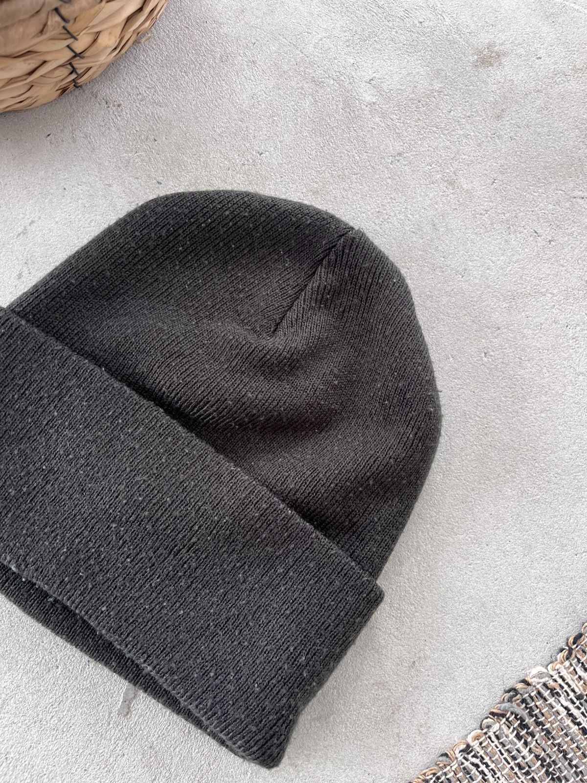 Carhartt Vintage Carhartt Dark Grey Beanie Hat Center Logo Sk8 Y2K Size ONE SIZE - 5 Thumbnail
