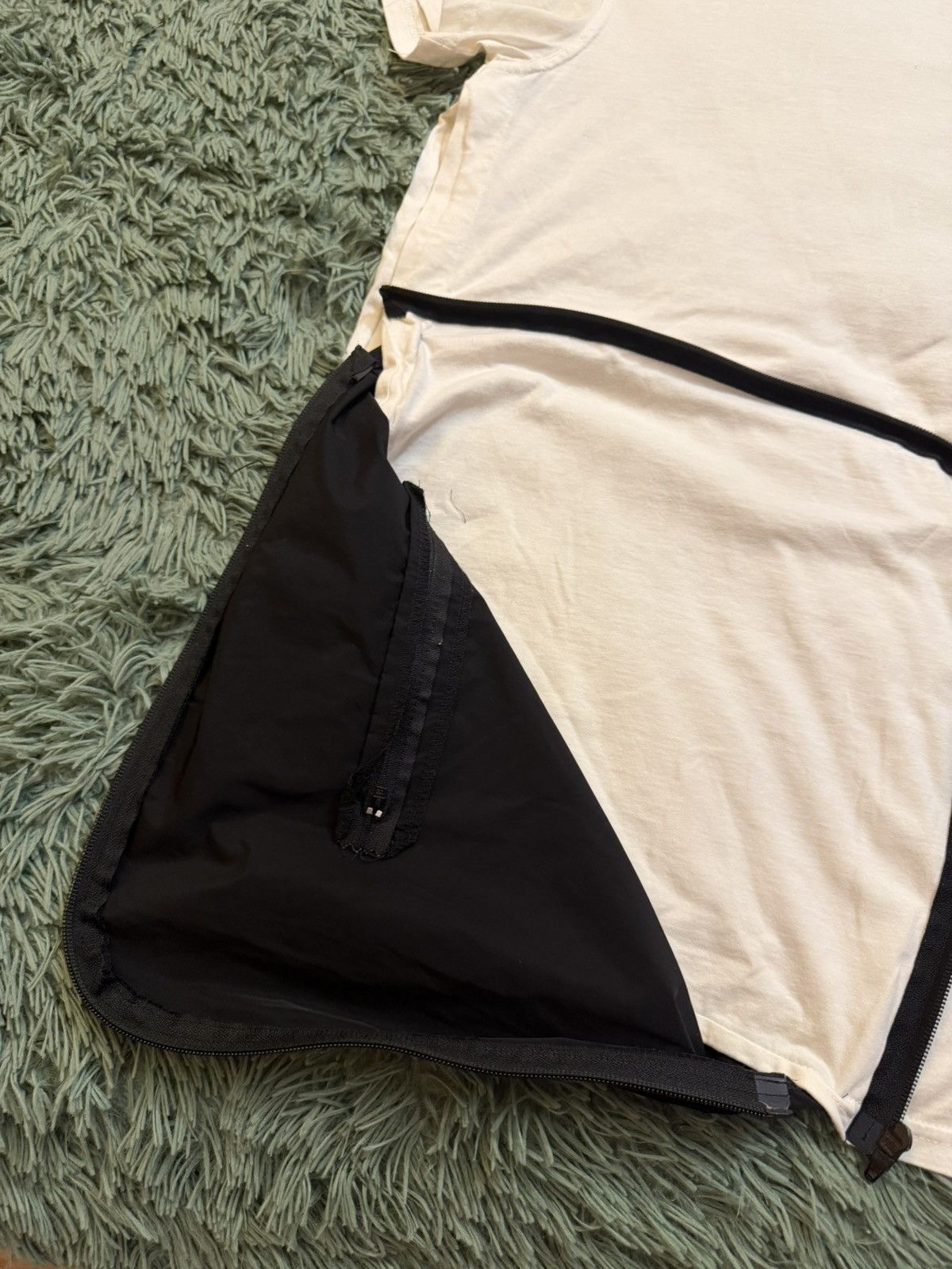A-COLD-WALL* A-Cold-Wall* Zipper Pocket Short T-Shirt 'White' Size XL Size US XL / EU 56 / 4 - 3 Thumbnail