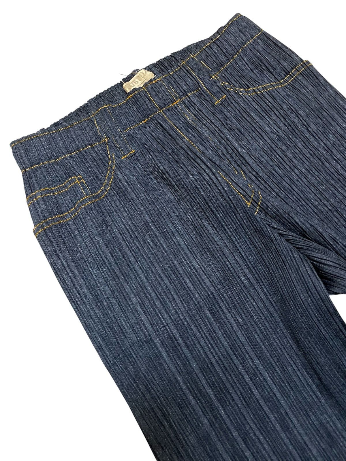 Pleats Please Issey Miyake Pleats Please Denim Transfer Trompe L'oeil Pants Size 34" / US 12 / IT 48 - 4 Thumbnail