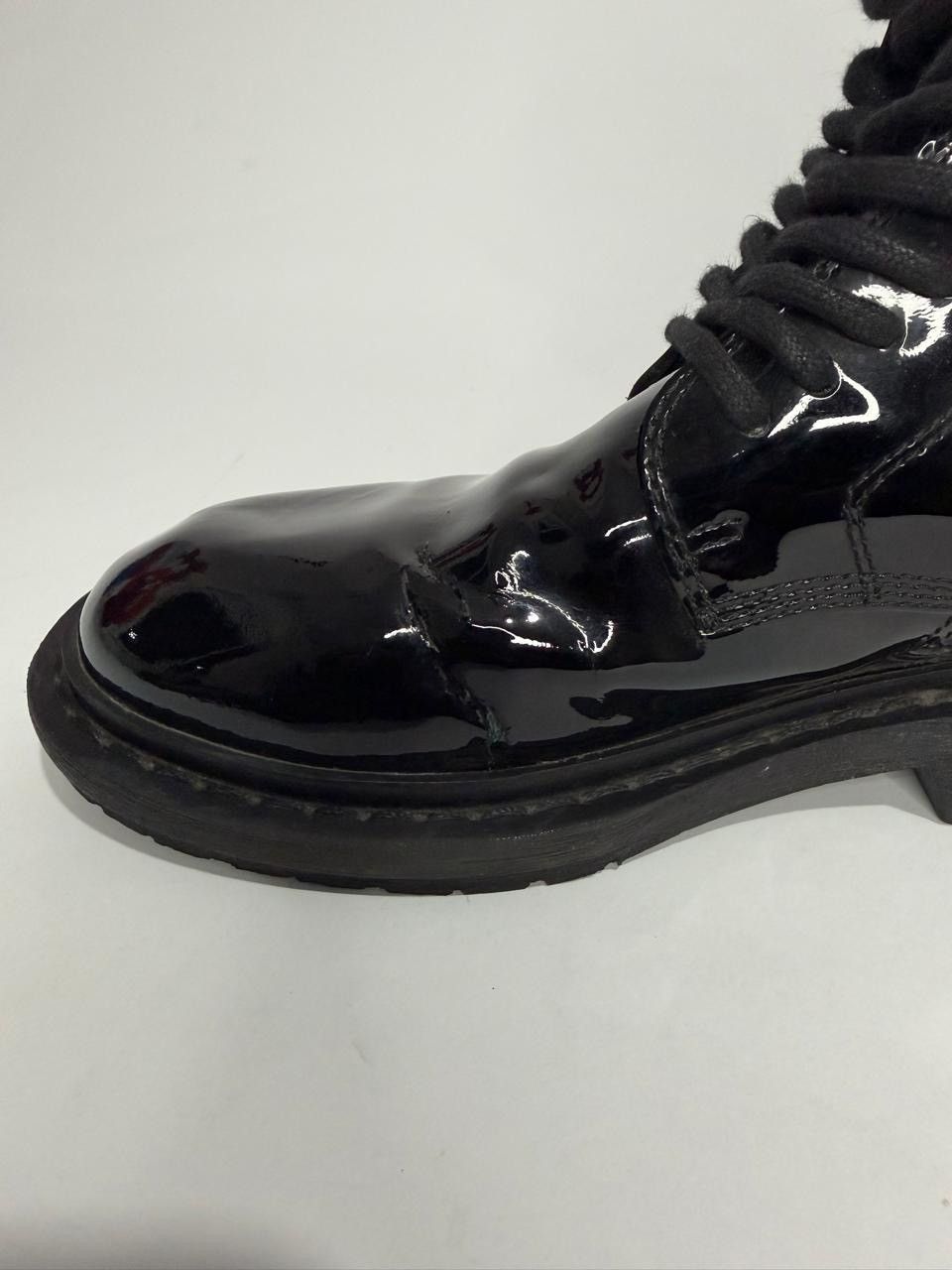 Ann Demeulemeester ANN DEMEULEMEESTER PATENT LEATHER BLACK ANKLE BOOTS EU35 Size US 5 / IT 35 - 9 Thumbnail