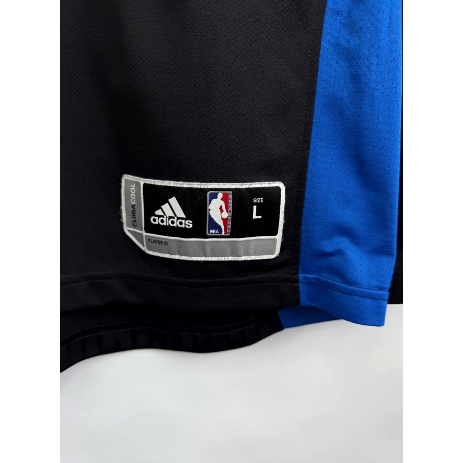 Adidas VINTAGE Orlando Adidas NBA Long Sleeve L Black Retro Mens Shirt Size US L / EU 52-54 / 3 - 5 Thumbnail