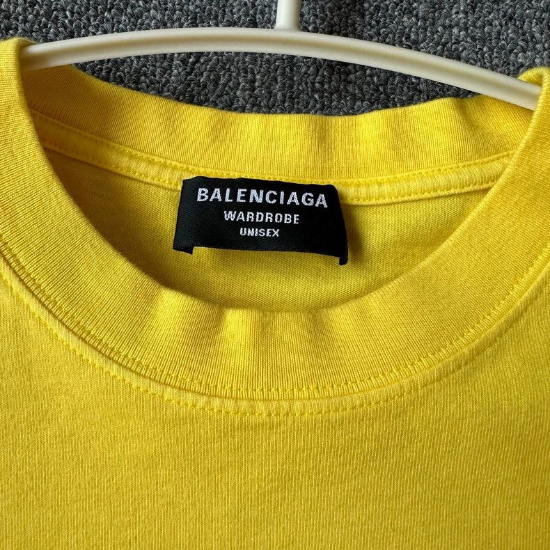 Balenciaga Balenciaga Yellow Classic Logo Short Sleeve Size US S / EU 44-46 / 1 - 4 Thumbnail