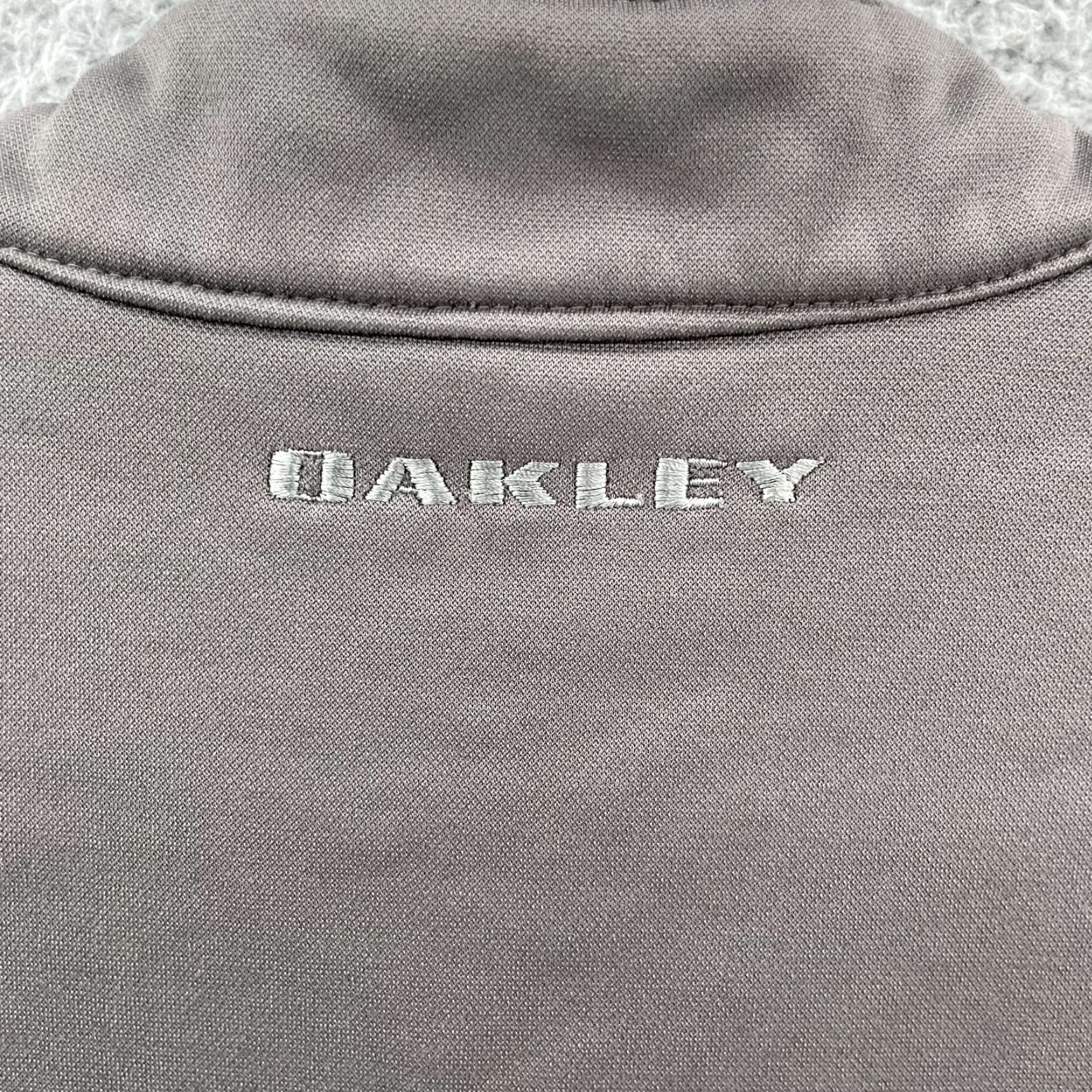 Oakley Oakley Sweater Men's Large Gray 1/4 Zip Preppy Golf Outdoor Gorpcore Performance Mens Size US L / EU 52-54 / 3 - 5 Thumbnail