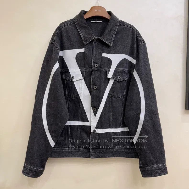 Valentino Valentino Letter-printed long-sleeved denim jacket Size US L / EU 52-54 / 3 - 1 Thumbnail