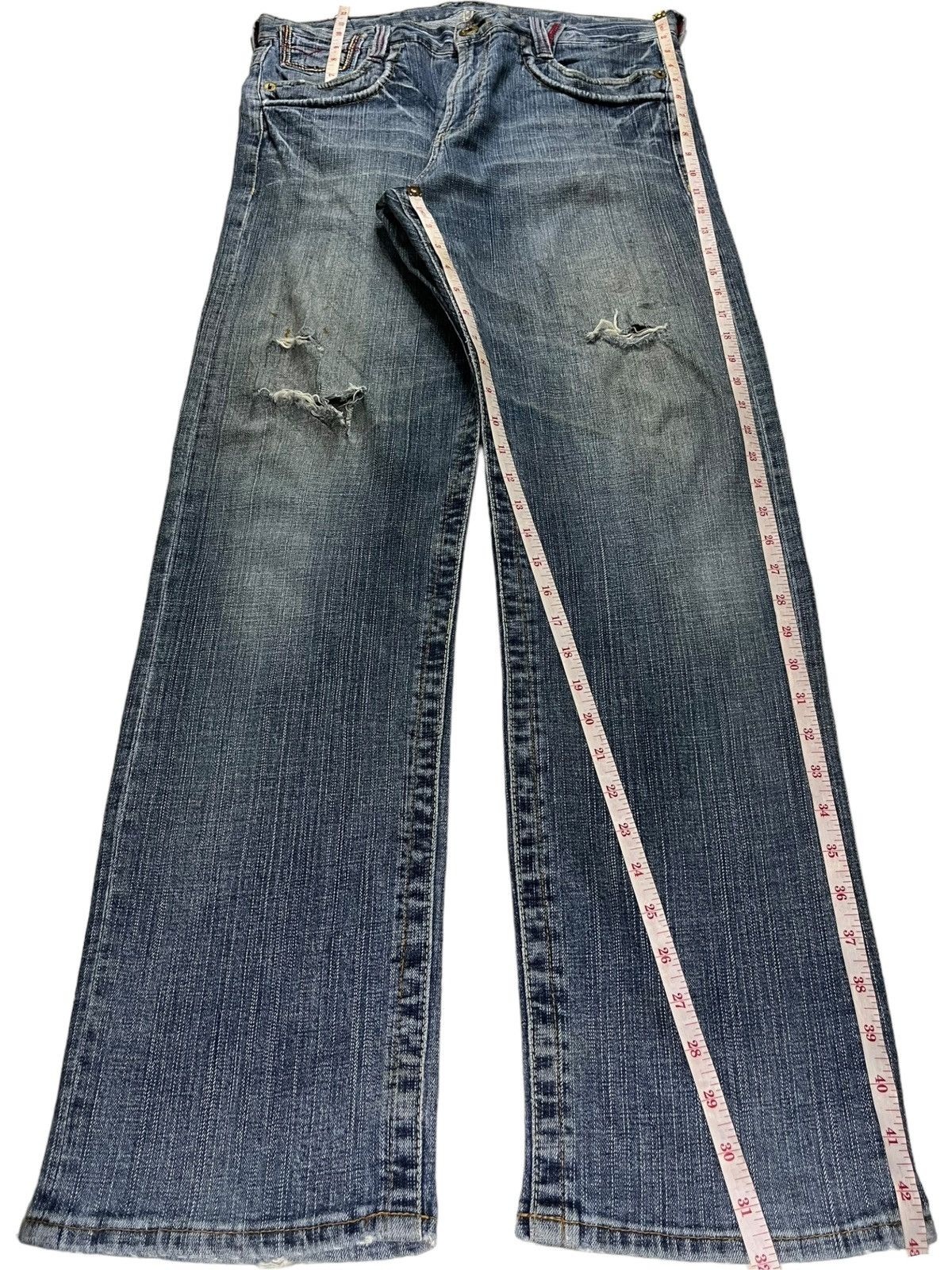 Japanese Brand Vintage Japanese Brand Buckle Back Distressed Loose Jeans Size US 34 / EU 50 - 12 Thumbnail