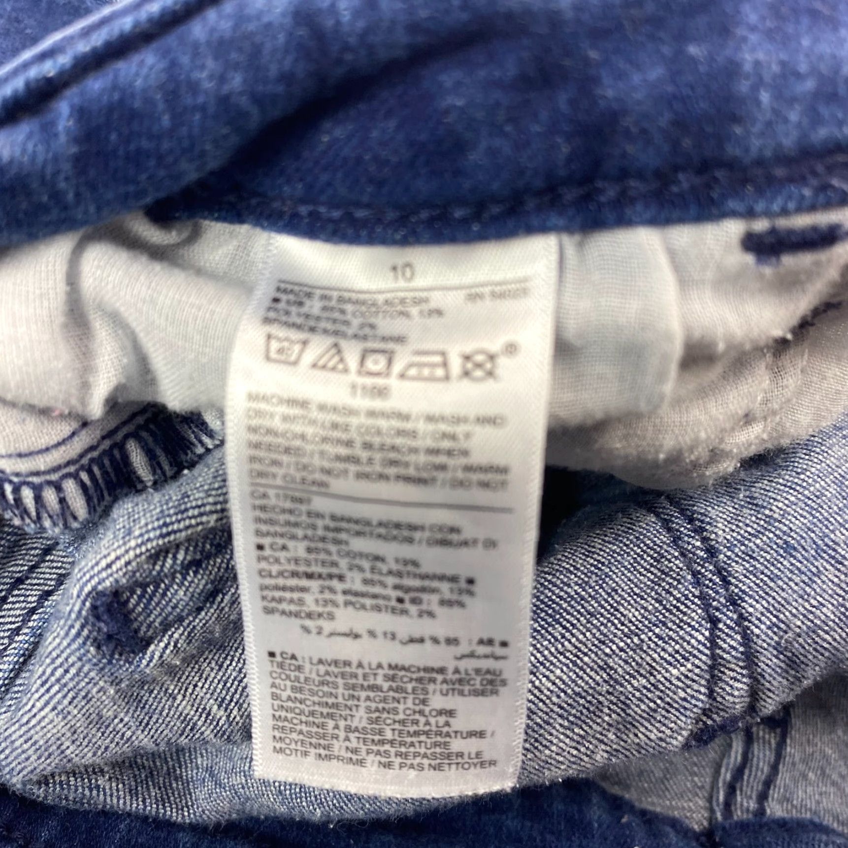 Old Navy Old Navy Women Rockstar Super Skinny Jeans Size 10 Blue Raw Hem Stretch Mid Rise Regular Color Blue 90s Style 10 Mens Girls? Size 32" / US 10 / IT 46 - 7 Thumbnail