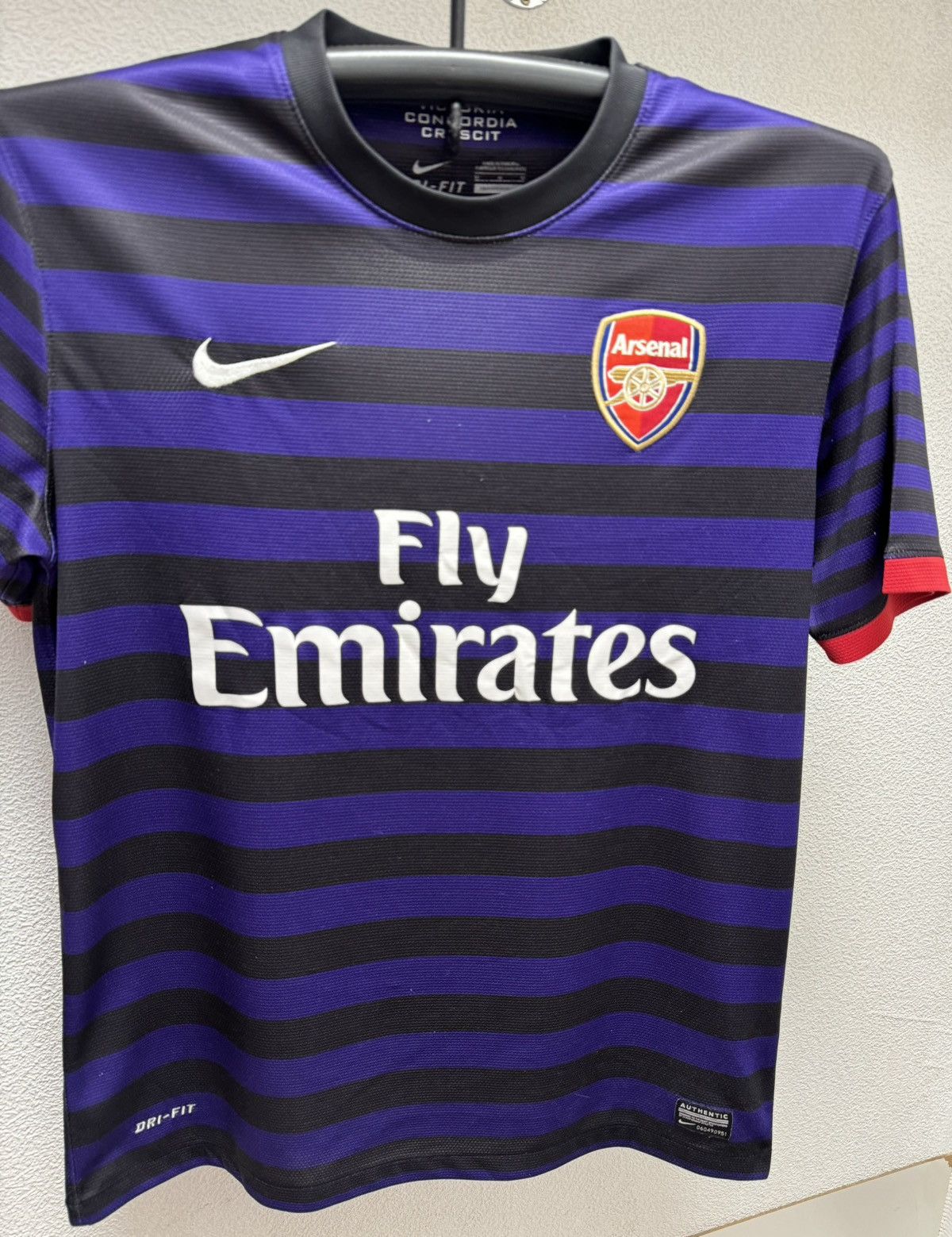 Nike Arsenal Nike Fly Emirates soccer jersey M sz Size US M / EU 48-50 / 2 - 5 Thumbnail