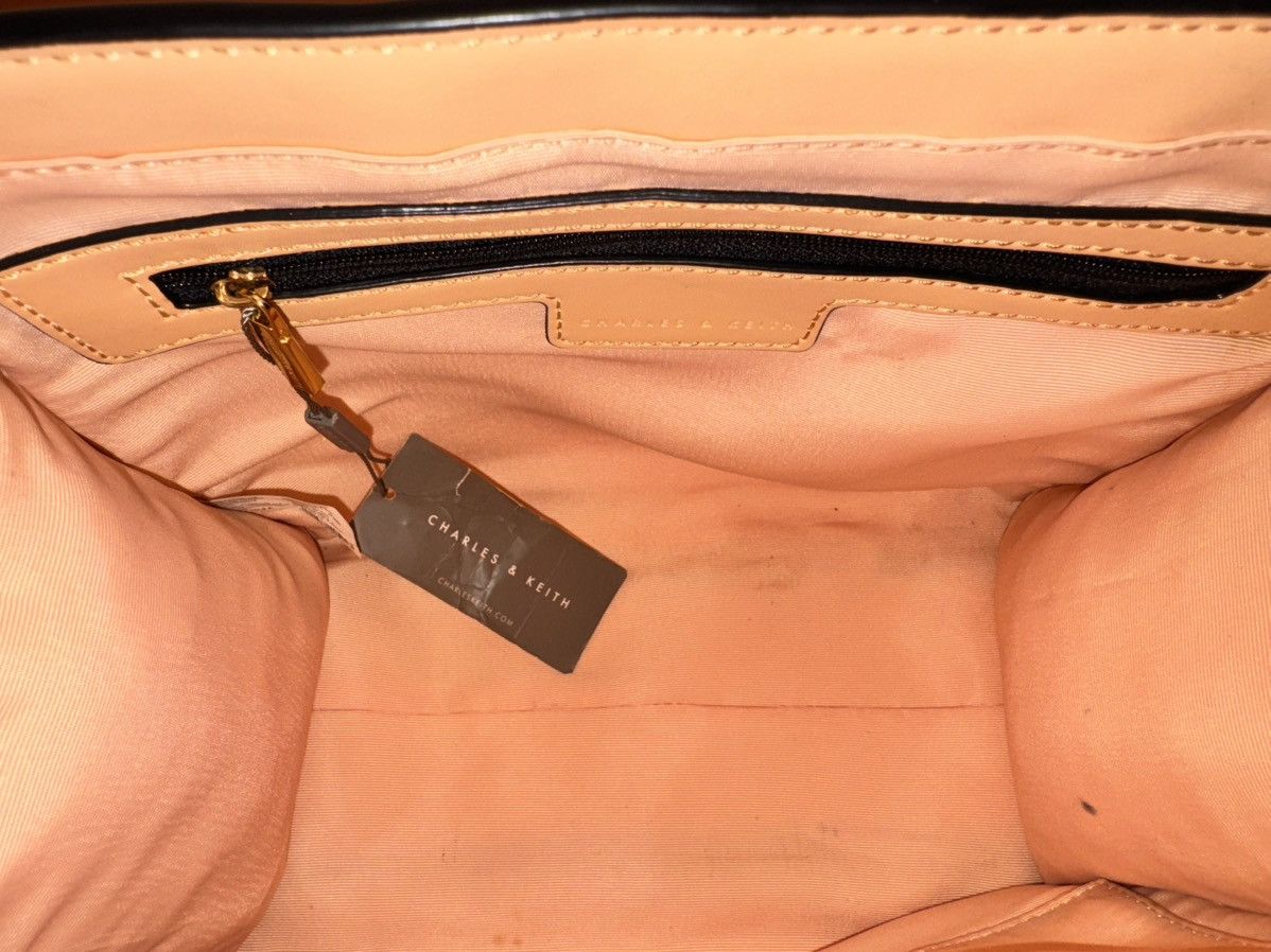 Other Charles & Keith Top Handel Bag Size ONE SIZE - 5 Thumbnail