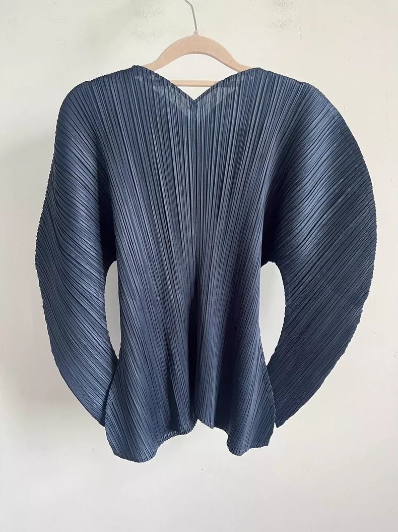 Issey Miyake Issey Miyake size:3 Blue pleated long-sleeved shirt Size S / US 4 / IT 40 - 2 Thumbnail