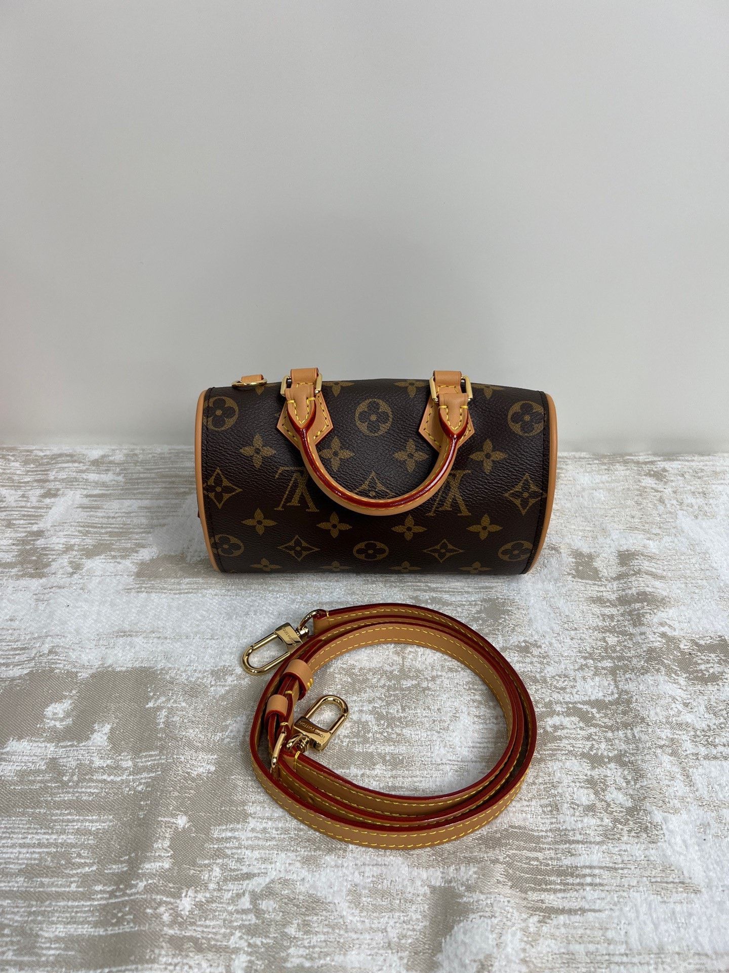 Louis Vuitton Pre-loved Bag Brand new condition Size ONE SIZE - 1 Thumbnail