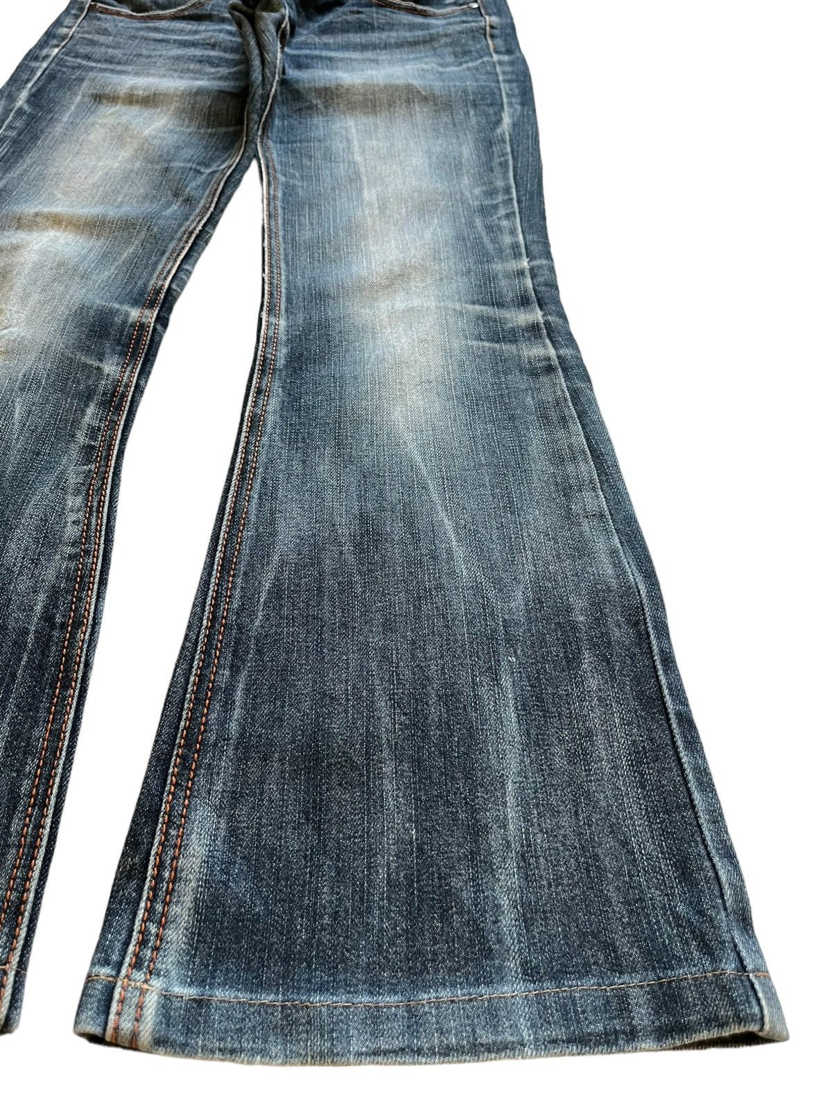 Bcbgmaxazria × Japanese Brand SALES🔥Vintage Japanese BCBG Buckle Flare Jeans Size 29" - 7 Thumbnail