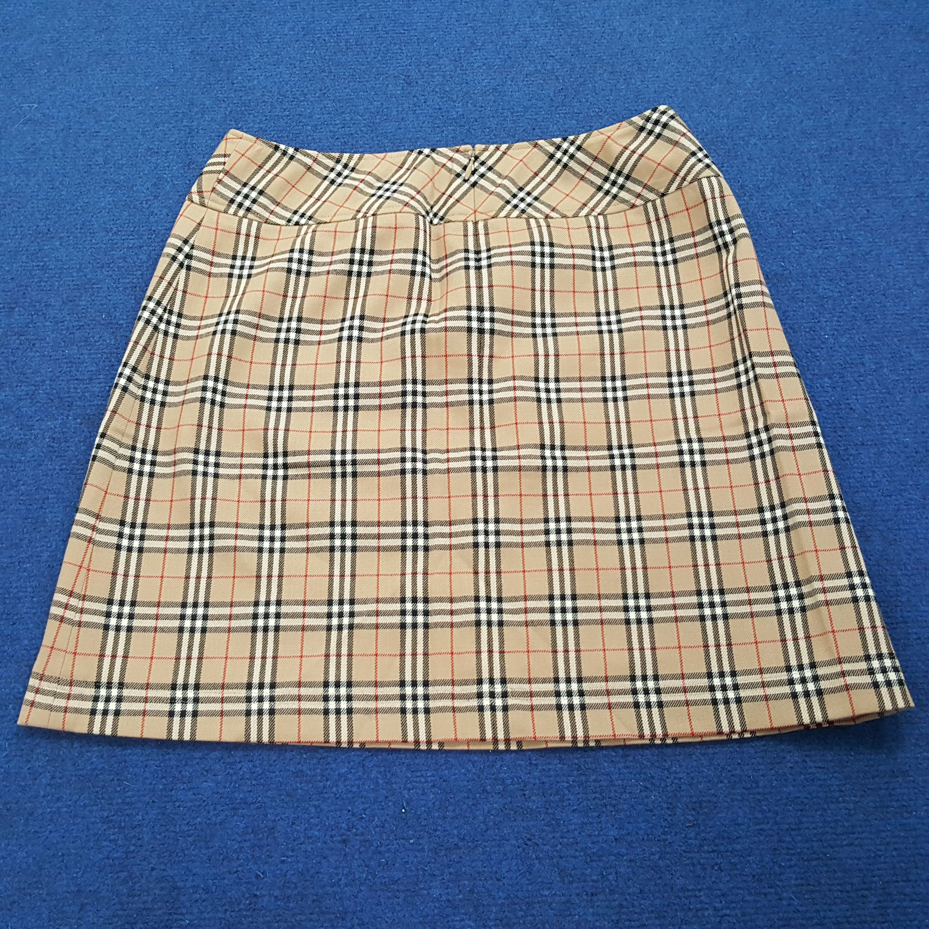 Burberry × Designer × Vintage Vintage Burberry London Nova Check Mini Skirts Size 26" / US 2 / IT 38 - 3 Thumbnail