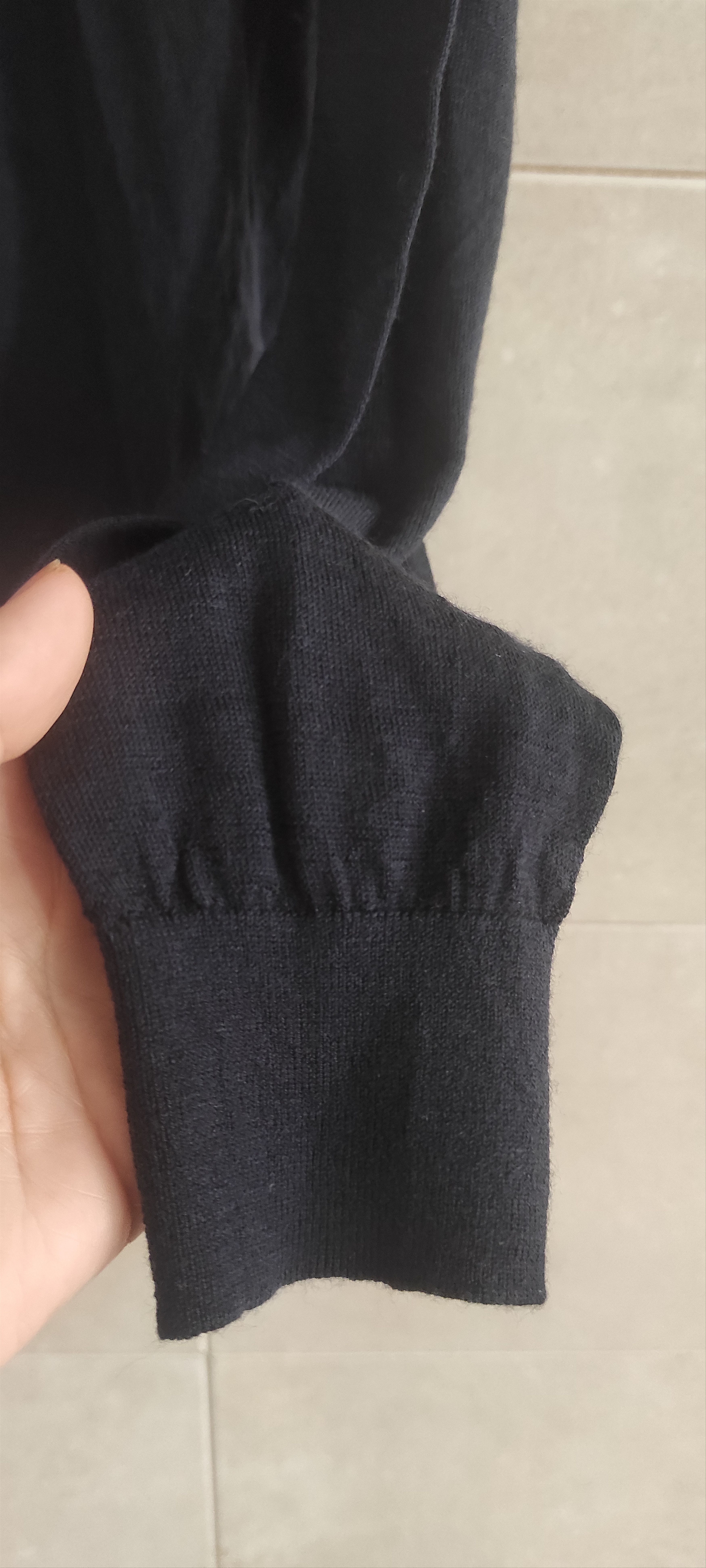 Hugo Boss Hugo Boss long-sleeved Polo Virgin Wool Shirt Sweater M Size US M / EU 48-50 / 2 - 2 Thumbnail