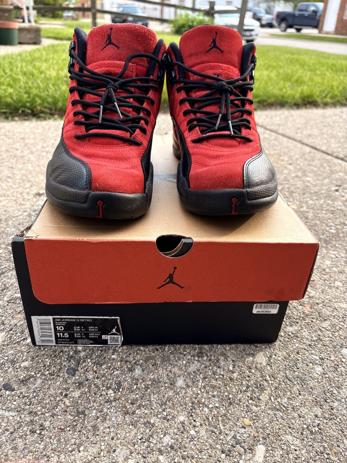 Jordan Brand 2020 Jordan 12 "Reverse Flu Game" Size US 10 / EU 43 - 3 Thumbnail