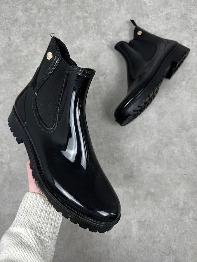 Emporio Armani Emporio Armani Black Leather Boots Size US 8 / EU 41 - 1 Thumbnail