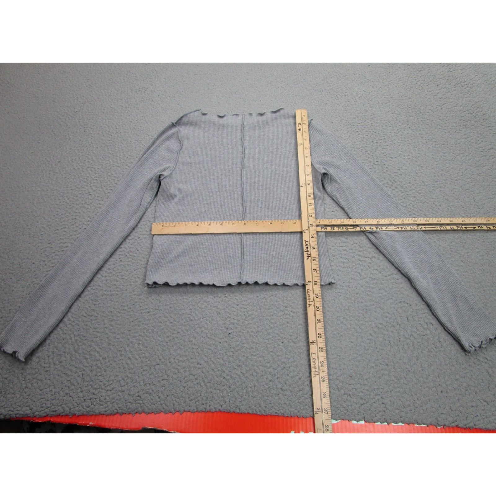 Vintage Aerie Shirt Womens M Gray Ribbed Lettuce Hem Long Sleeve Cropped Top Bella - Vintage Style Not Applicable Size M / US 6-8 / IT 42-44 - 6 Thumbnail