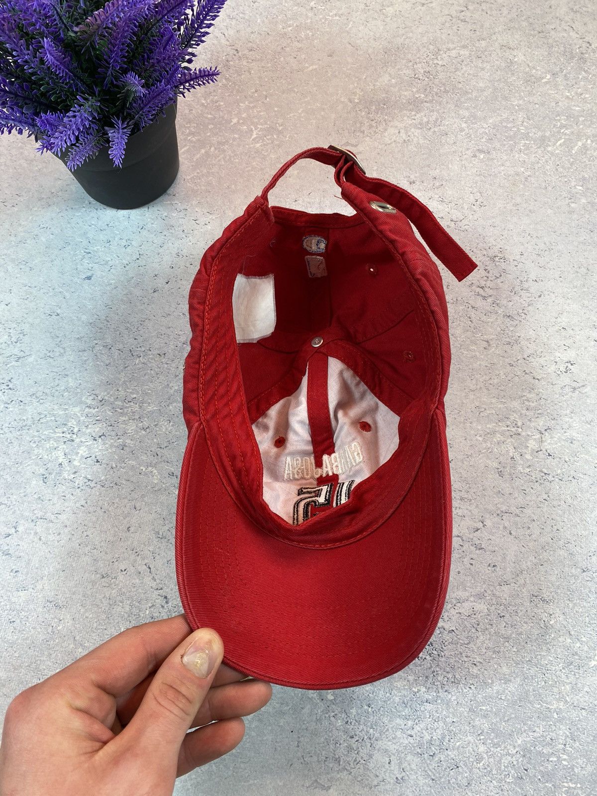 Champion × NBA × Vintage Vintage Champions Garba Josa Men’s Red NBA Cap Size ONE SIZE - 6 Thumbnail