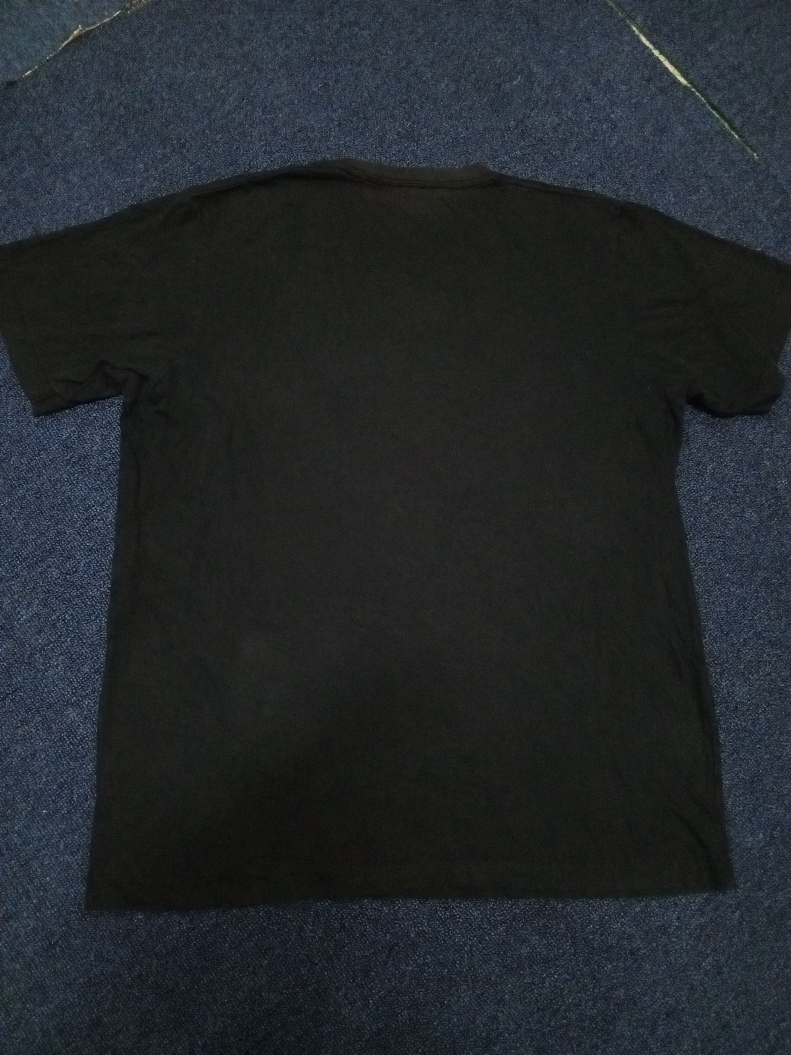 Kaws × Uniqlo UNIQLO❌KAWS BIG PHOTO TEE Size US L / EU 52-54 / 3 - 4 Thumbnail