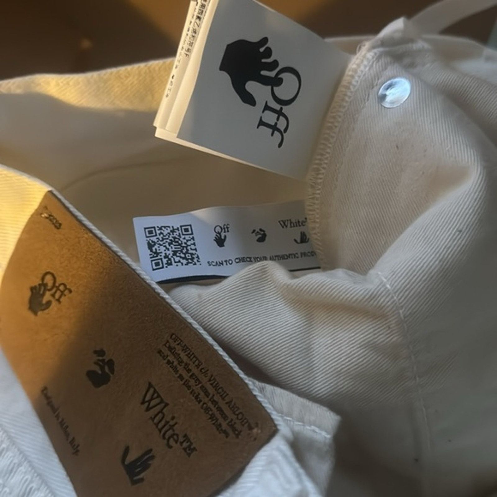Off-White Off White white Denim shorts 31 Size US 31 - 2 Thumbnail