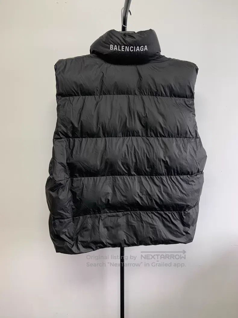 Balenciaga Balenciaga Logo Letter Embroidered Casual Filled Vest Size US M / EU 48-50 / 2 - 1 Thumbnail