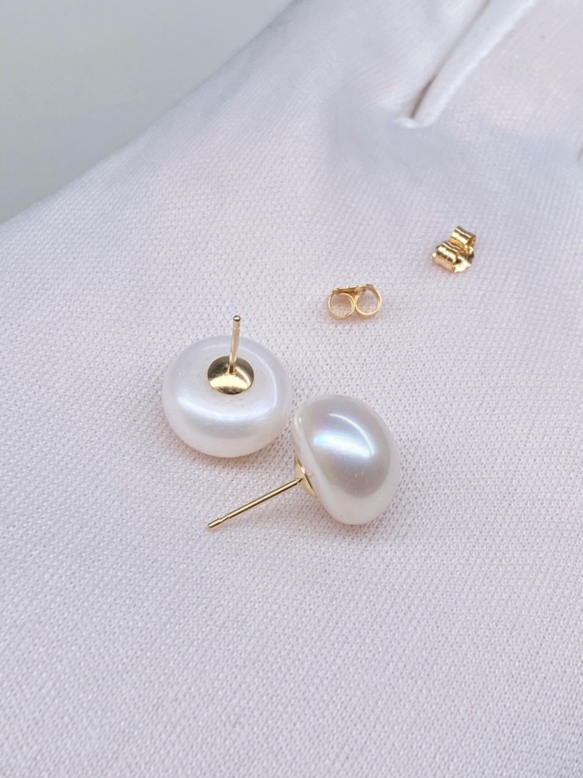 Saks Fifth Avenue Saks Fifth Avenue 14K Gold Freshwater Pearl Stud Earring Size ONE SIZE - 1 Thumbnail