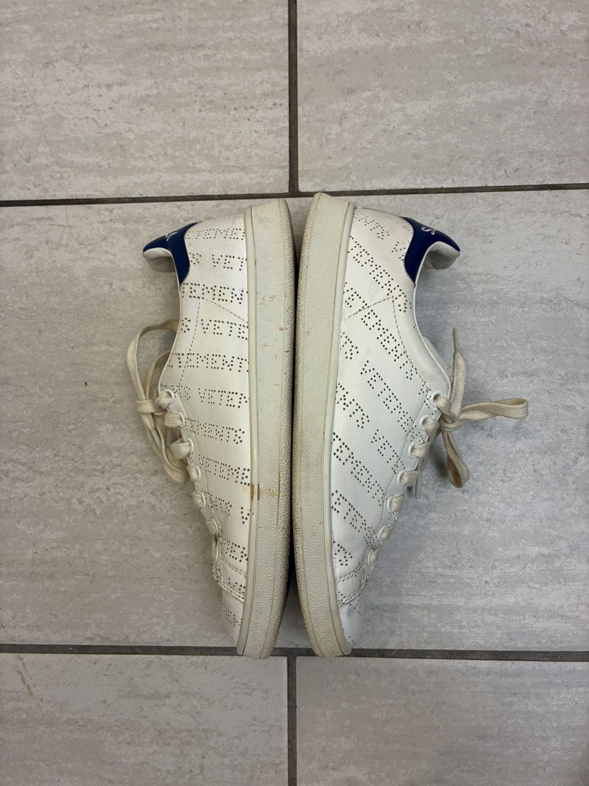 Vetements VETEMENTS White Logo Shoes Size US 8 / IT 38 - 3 Thumbnail