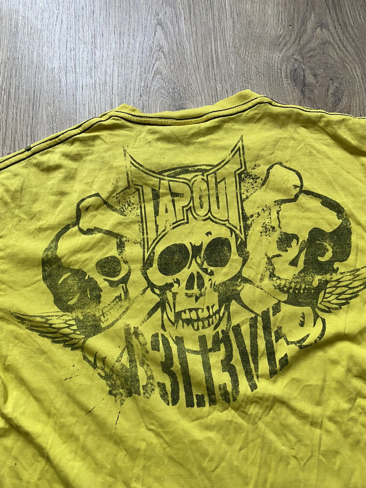 Affliction Crazy vintage y2k TAPOUT skulls t shirt grunge skater Size US M / EU 48-50 / 2 - 5 Thumbnail