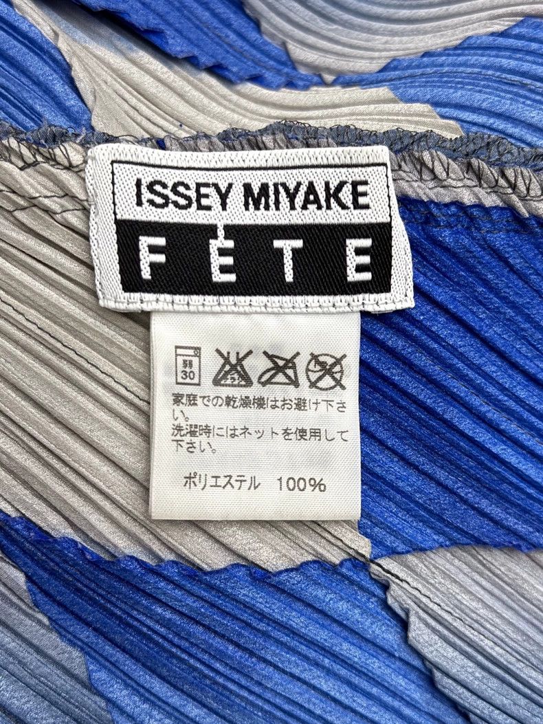 Issey Miyake Issey Miyake Diamond-cut gradient skirt Size 25" / US 0 / IT 36 - 5 Thumbnail
