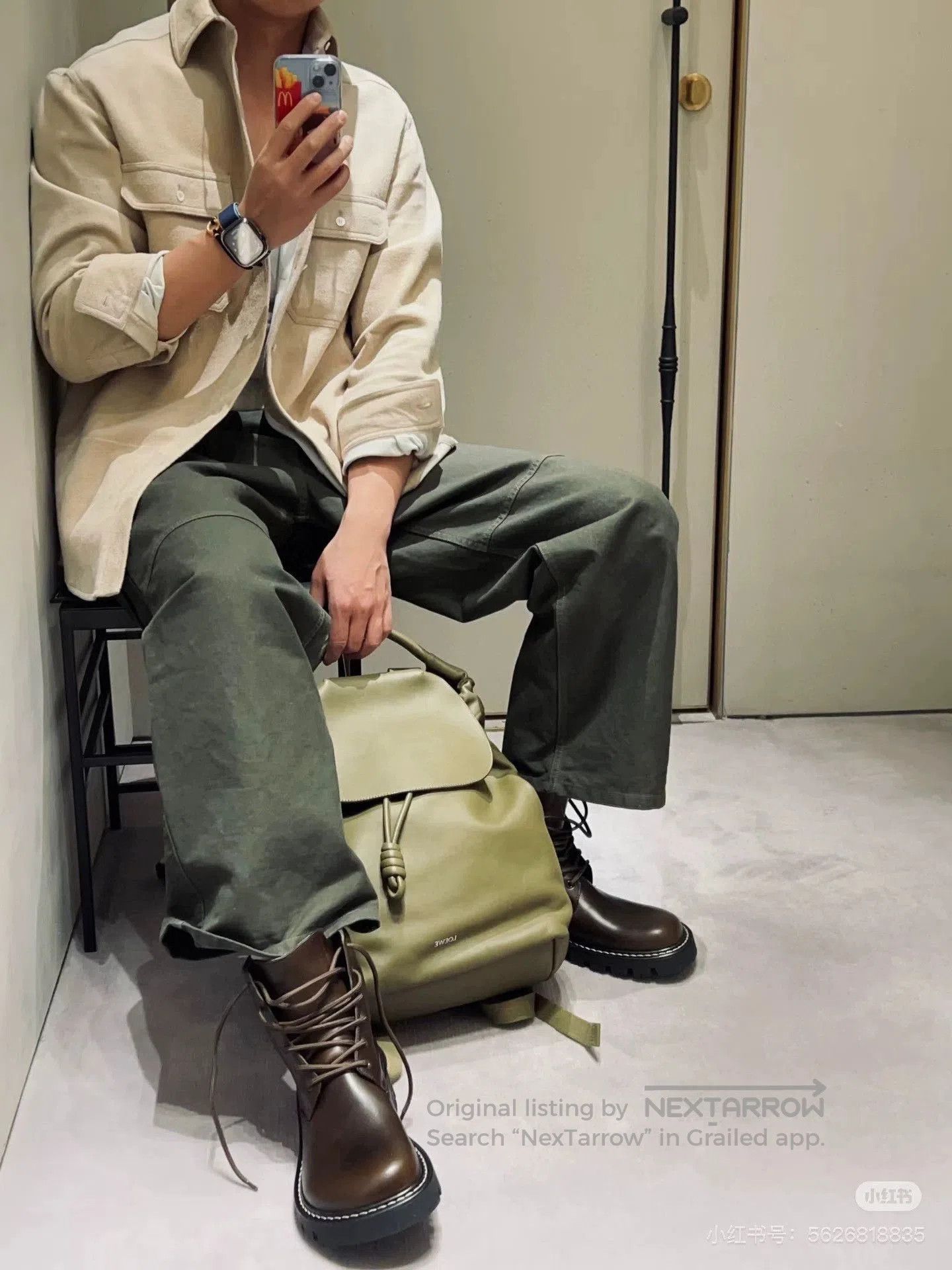 Loewe men's lace-up short boots in brown. Size US 9 / EU 42 - 8 Thumbnail