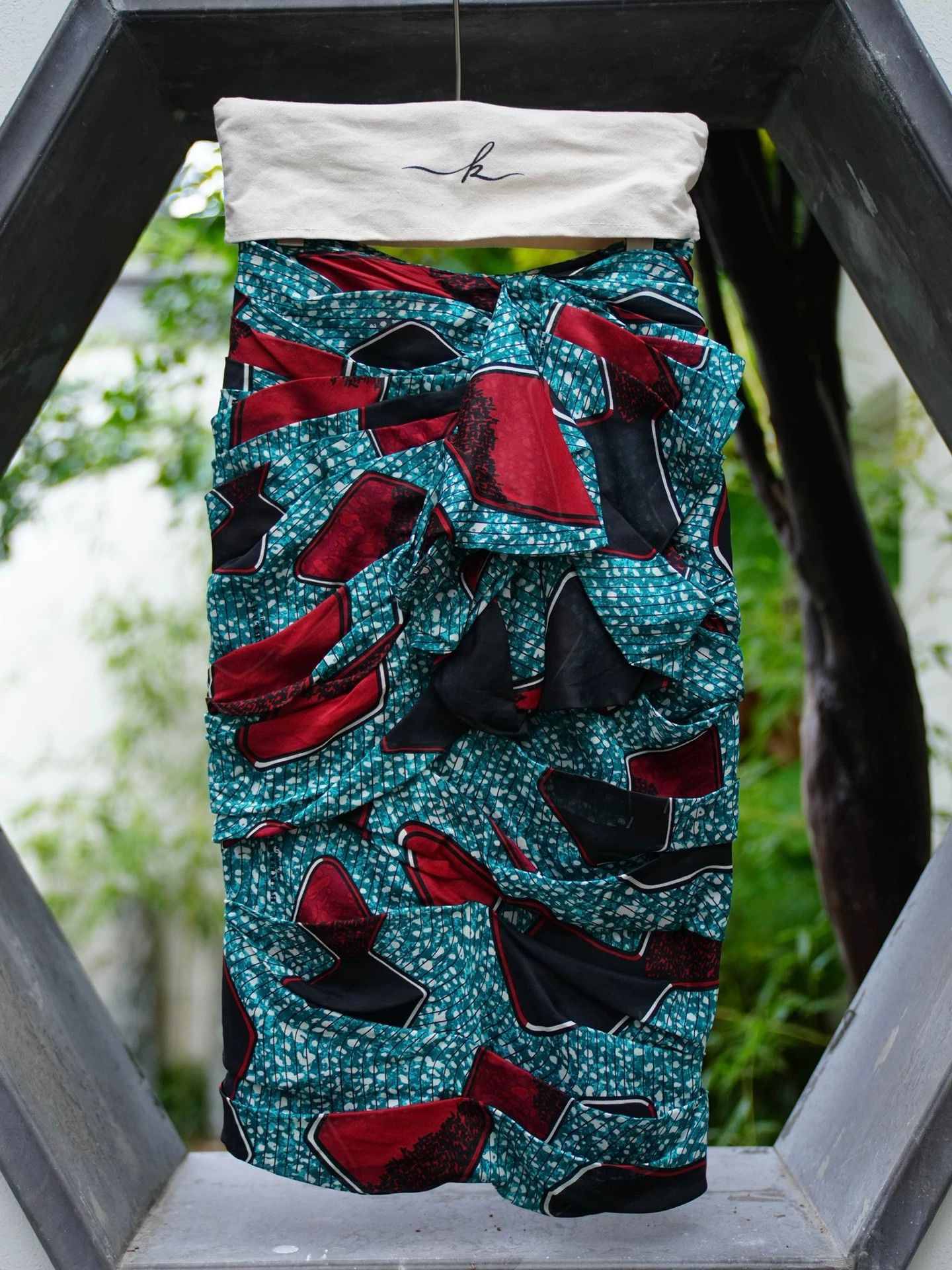 Burberry Burberry Prosum Vintage Silk Skirt 38 (M/L) Moore Print Size 26" / US 2 / IT 38 - 4 Thumbnail